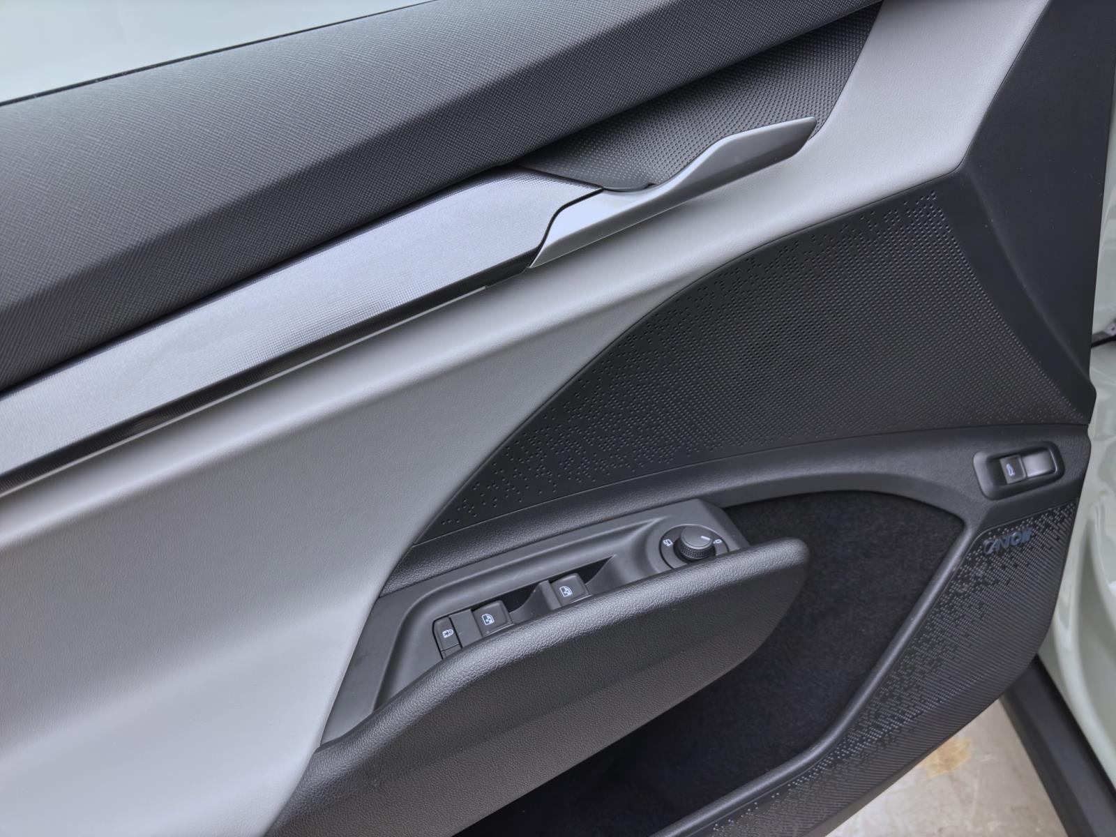 Skoda Elroq 85 FIRST EDITION MAXX AHK pACC 21 NAV WÄRMEP. MATRIX