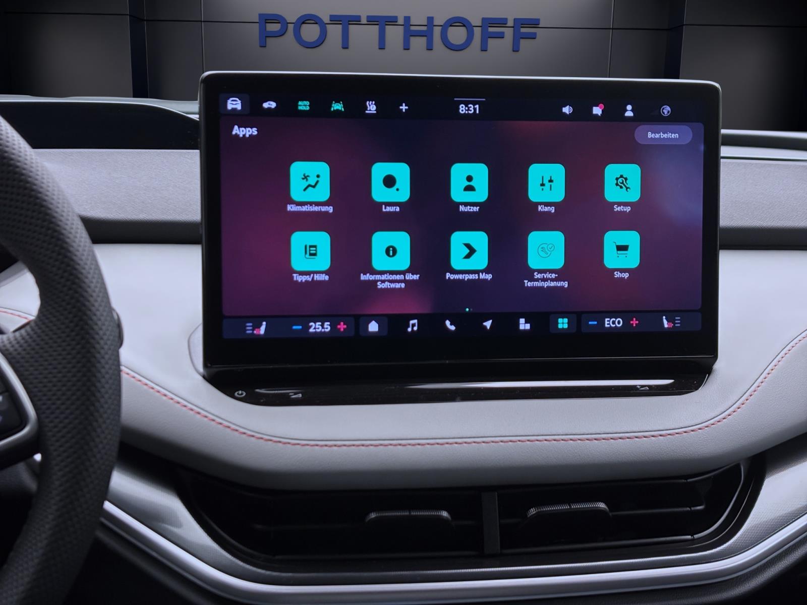 Skoda Elroq 85 FIRST EDITION MAXX AHK pACC 21 NAV WÄRMEP. MATRIX