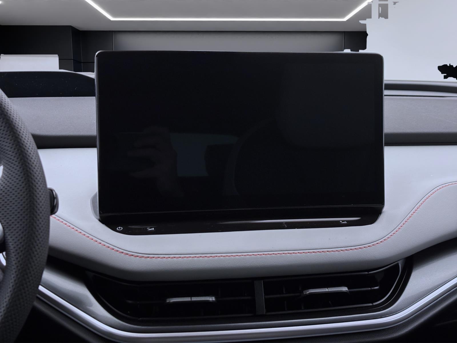 Skoda Elroq 85 FIRST EDITION MAXX AHK pACC 21 NAV WÄRMEP. MATRIX