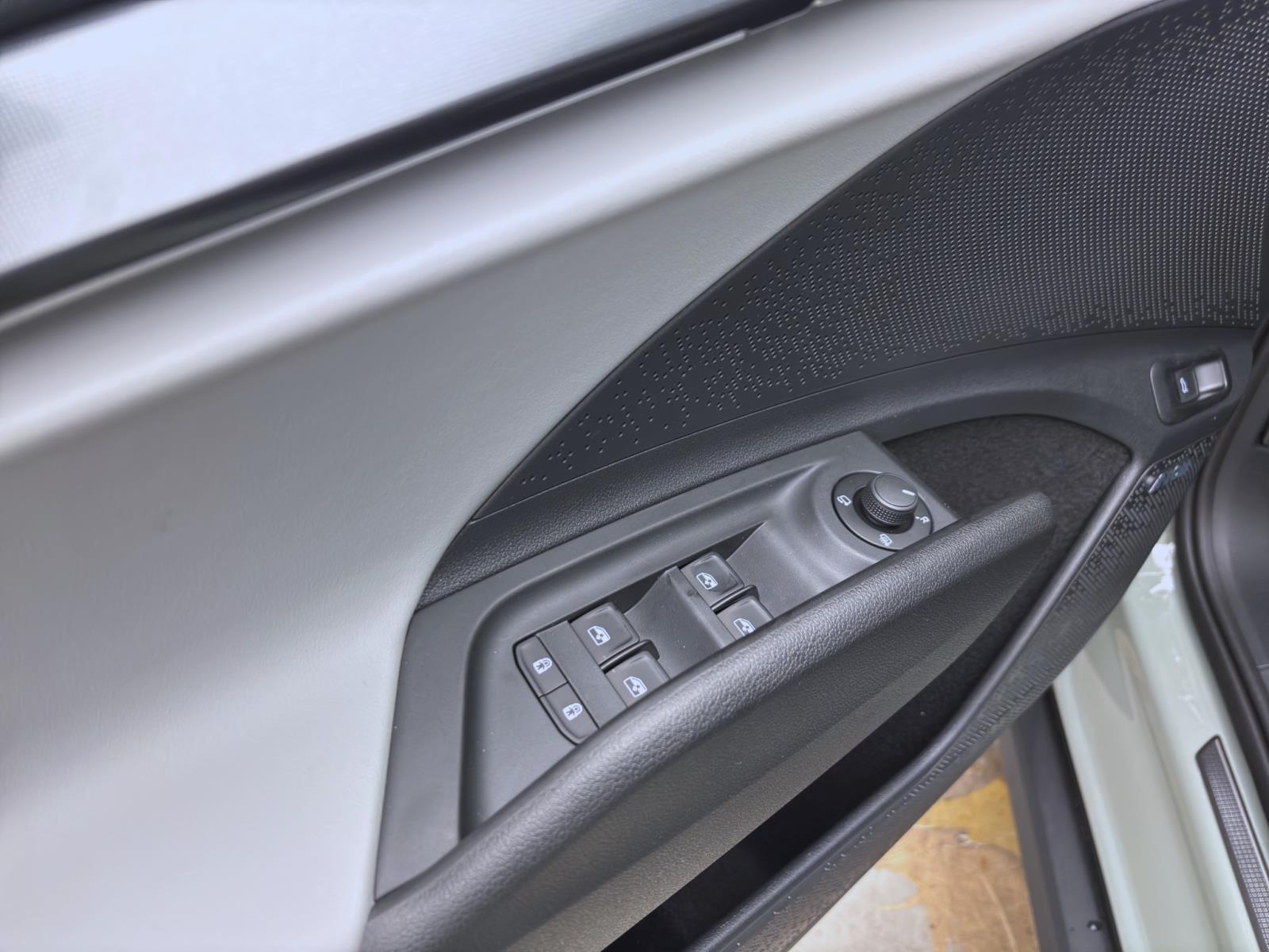 Skoda Elroq 85 FIRST EDITION MAXX AHK pACC 21 NAV WÄRMEP. MATRIX
