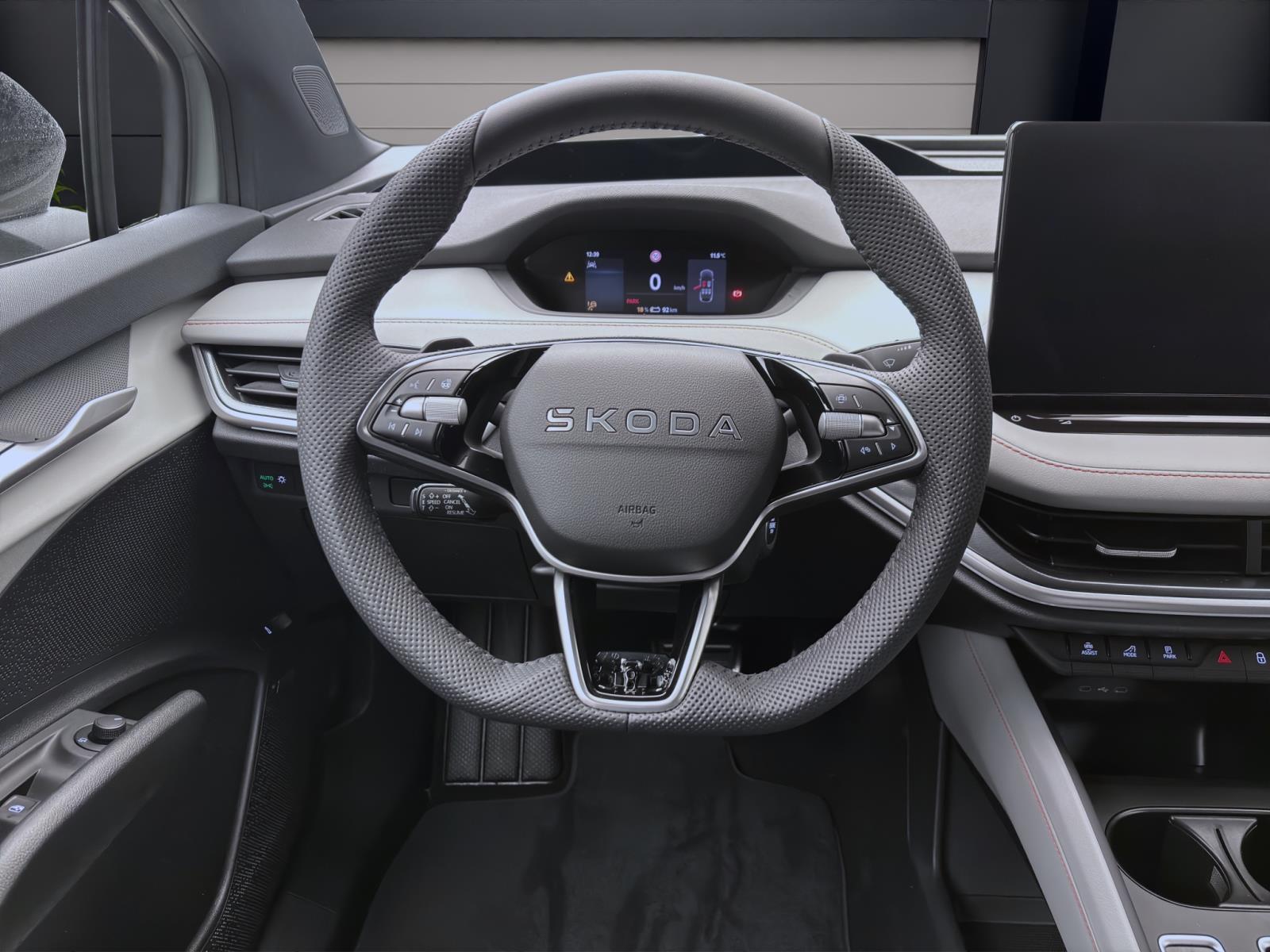 Skoda Elroq 85 FIRST EDITION MAXX AHK pACC 21 NAV WÄRMEP. MATRIX