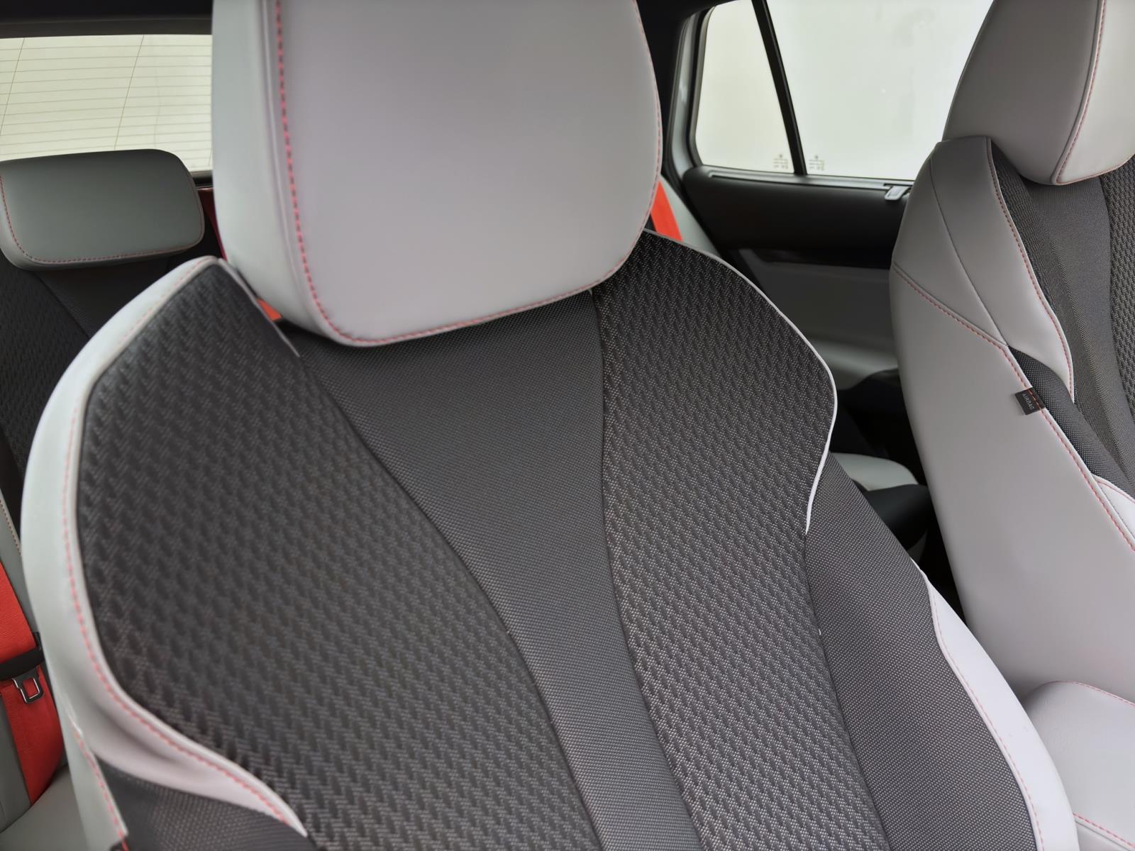Skoda Elroq 85 FIRST EDITION MAXX AHK pACC 21 NAV WÄRMEP. MATRIX