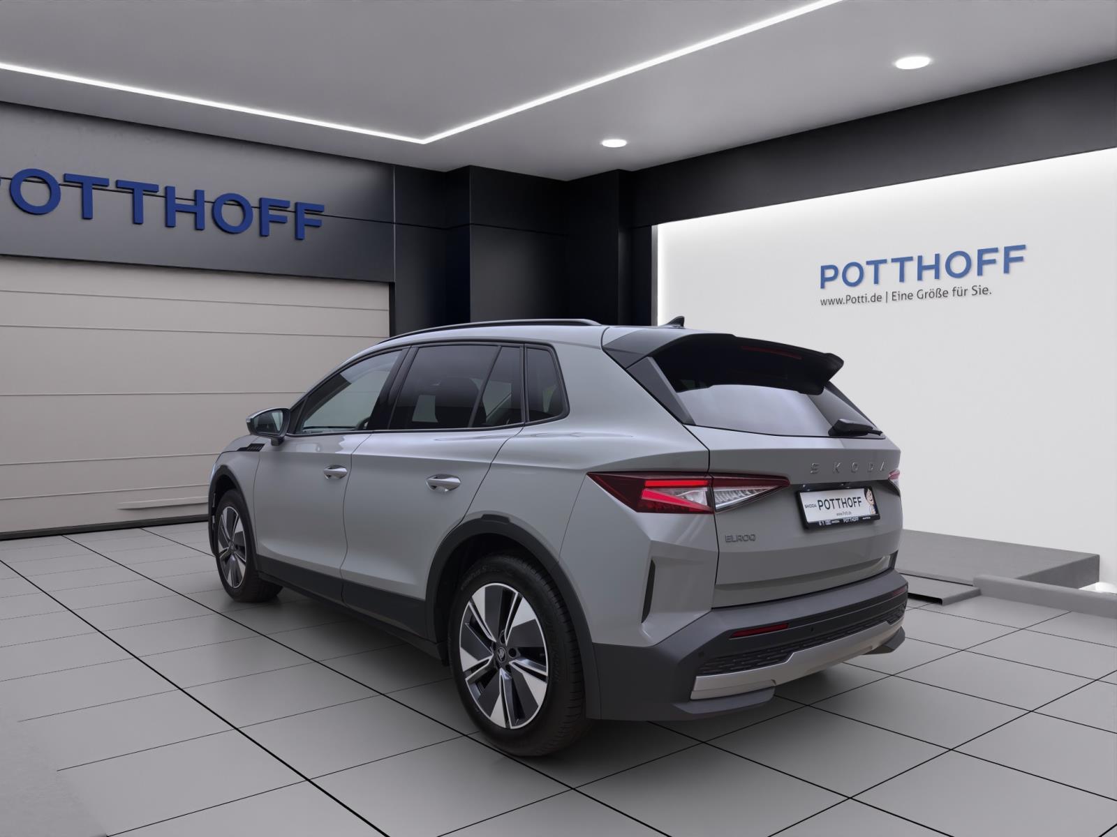 Skoda Elroq 50 TOUR CLEVER AHK 19 KAM pACC NAV