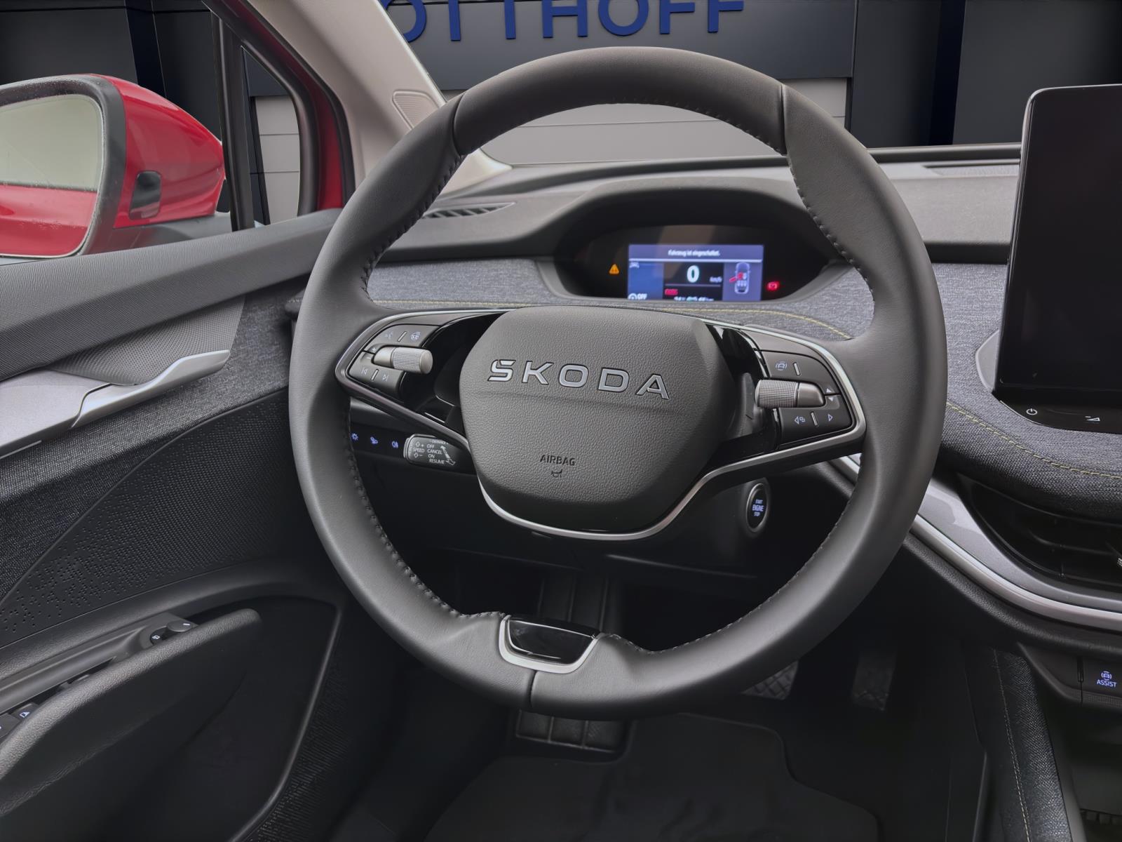 Skoda Elroq 50 TOUR AHK pACC NAV KAM MATRIX 19 PLUS-P.