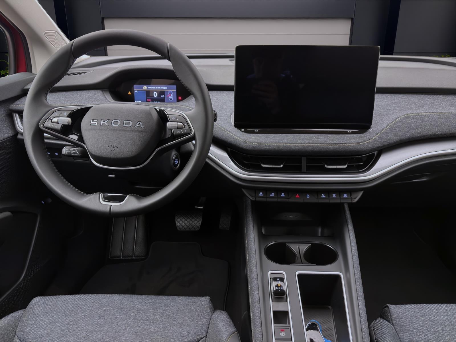 Skoda Elroq 50 TOUR AHK pACC NAV KAM MATRIX 19 PLUS-P.