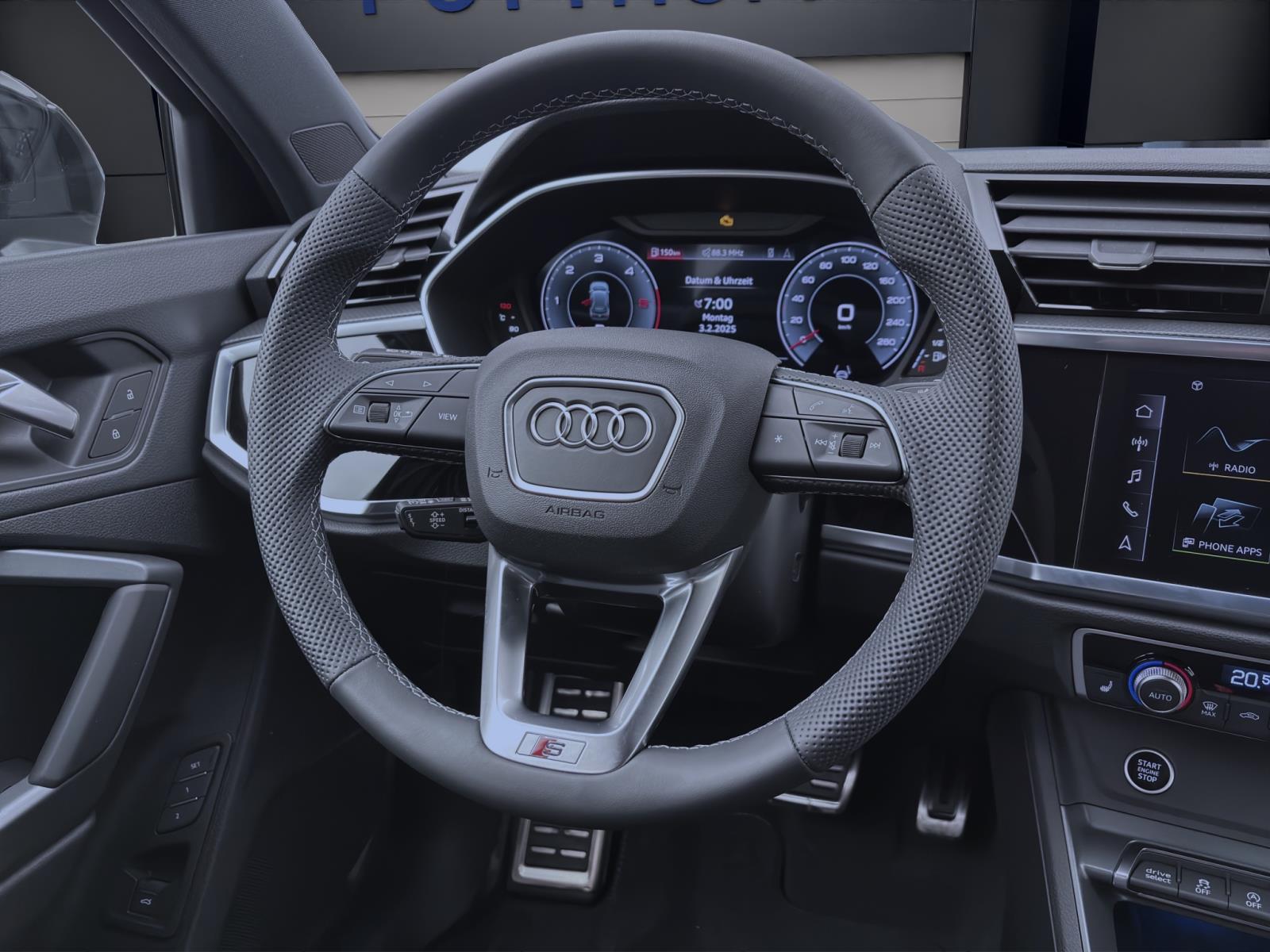 Audi Q3 SUV S line 40 TDI quattro 142(193) kW(PS) S tronic