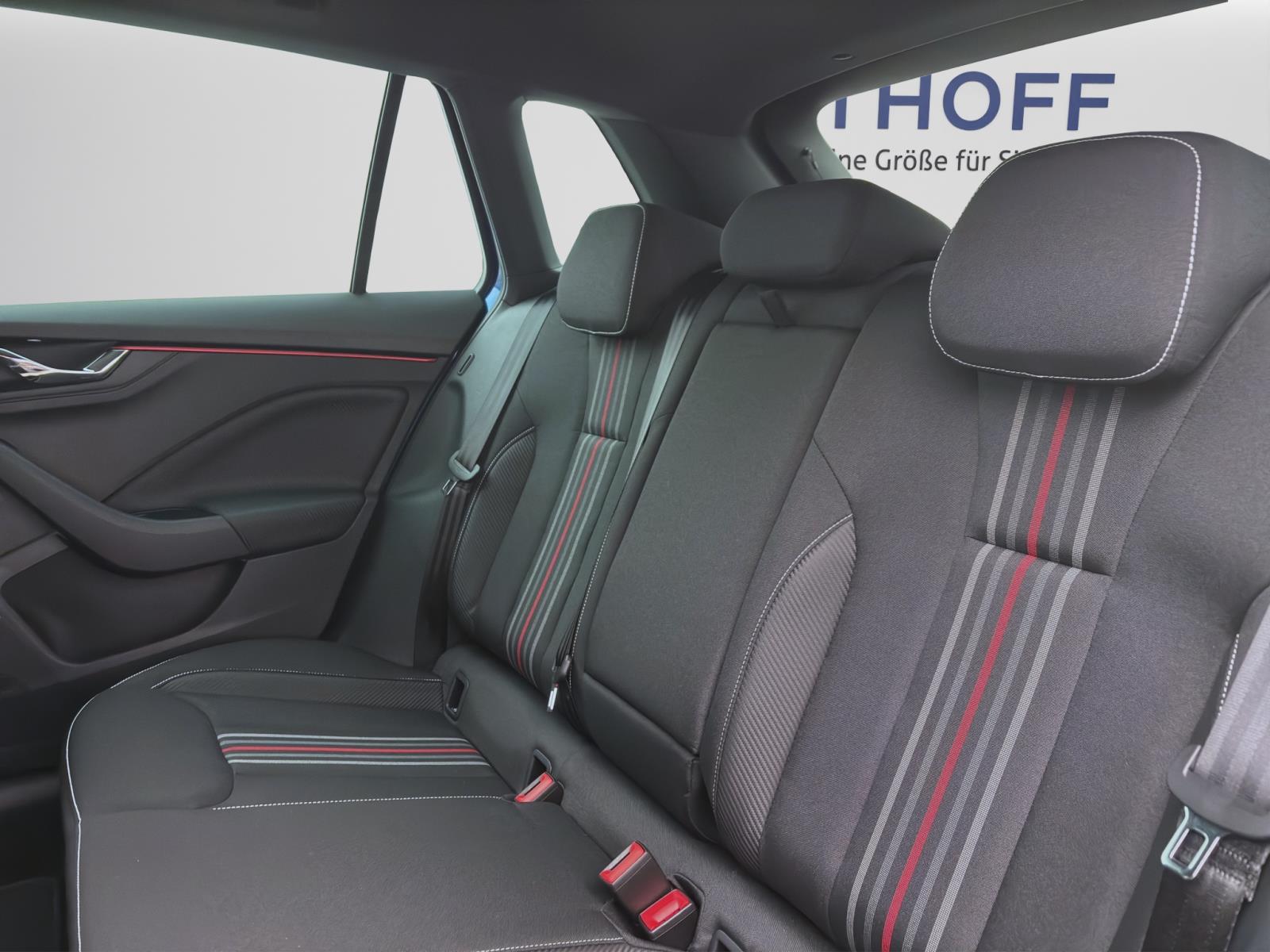 Skoda Kamiq MONTE CARLO DSG AHK PANO LED KAM SMARTL. WINTER+