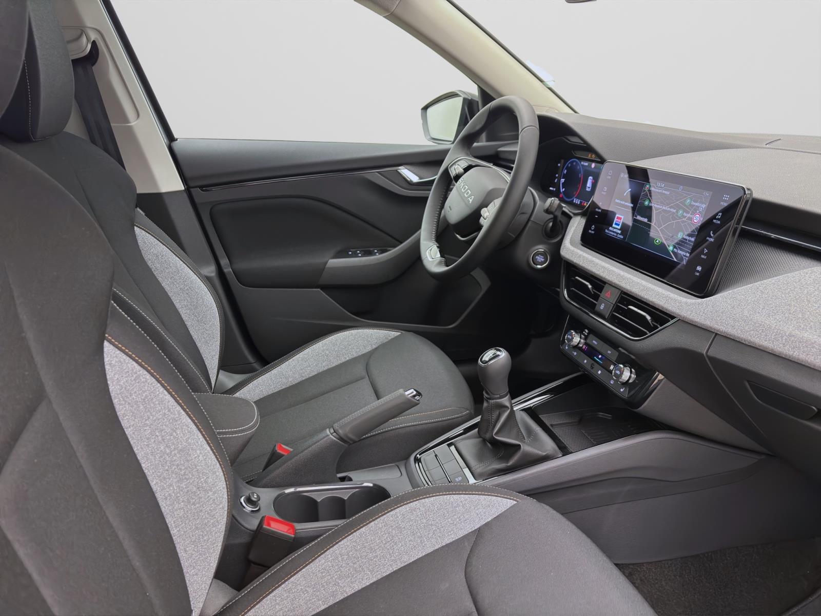 Skoda Kamiq SELECTION NAV WINTER+ LED PDC SMARTL. 16