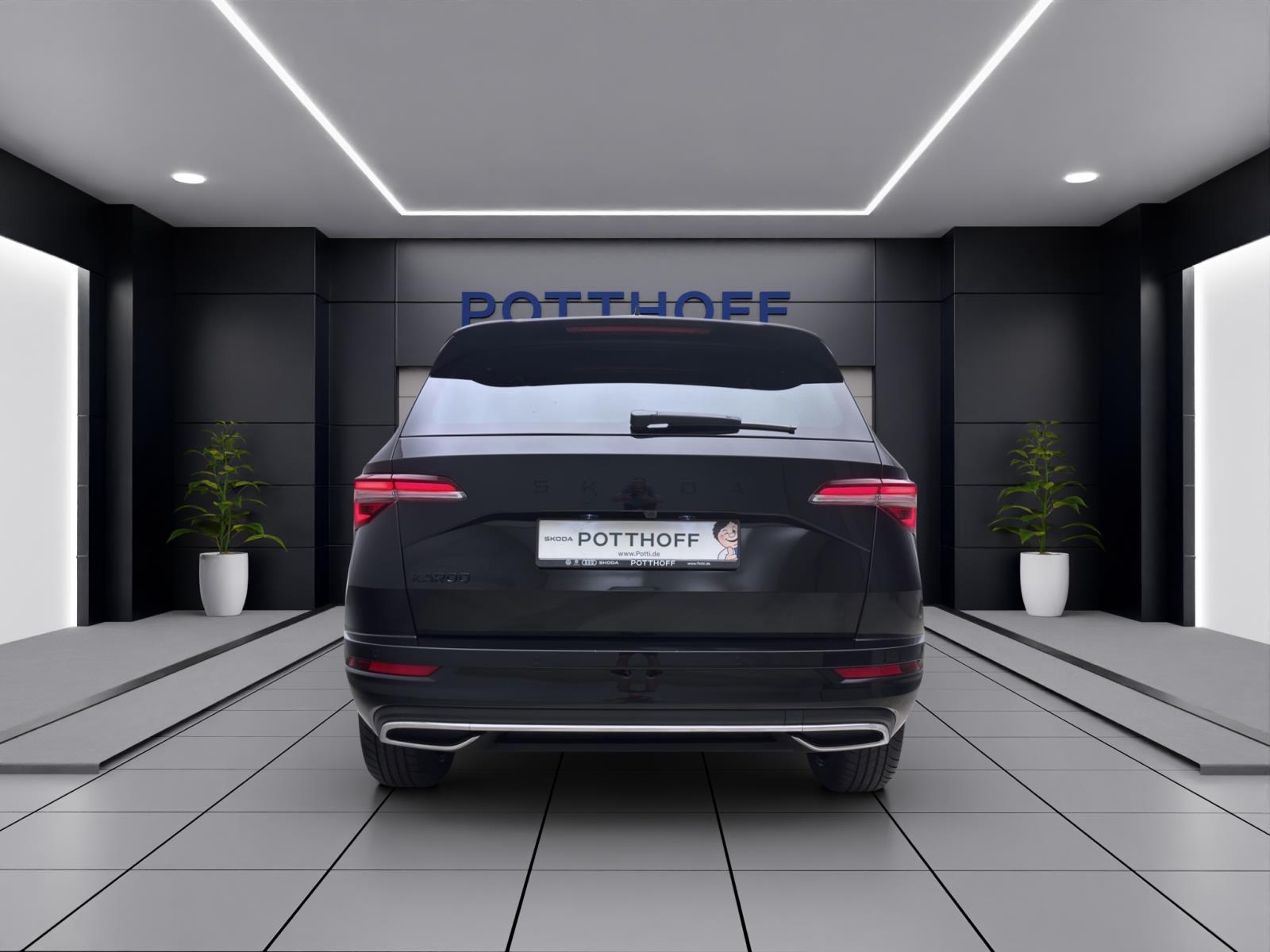 Skoda Karoq SPORTLINE DSG AHK NAV KAM DCC MATRIX ASSISTENZ+