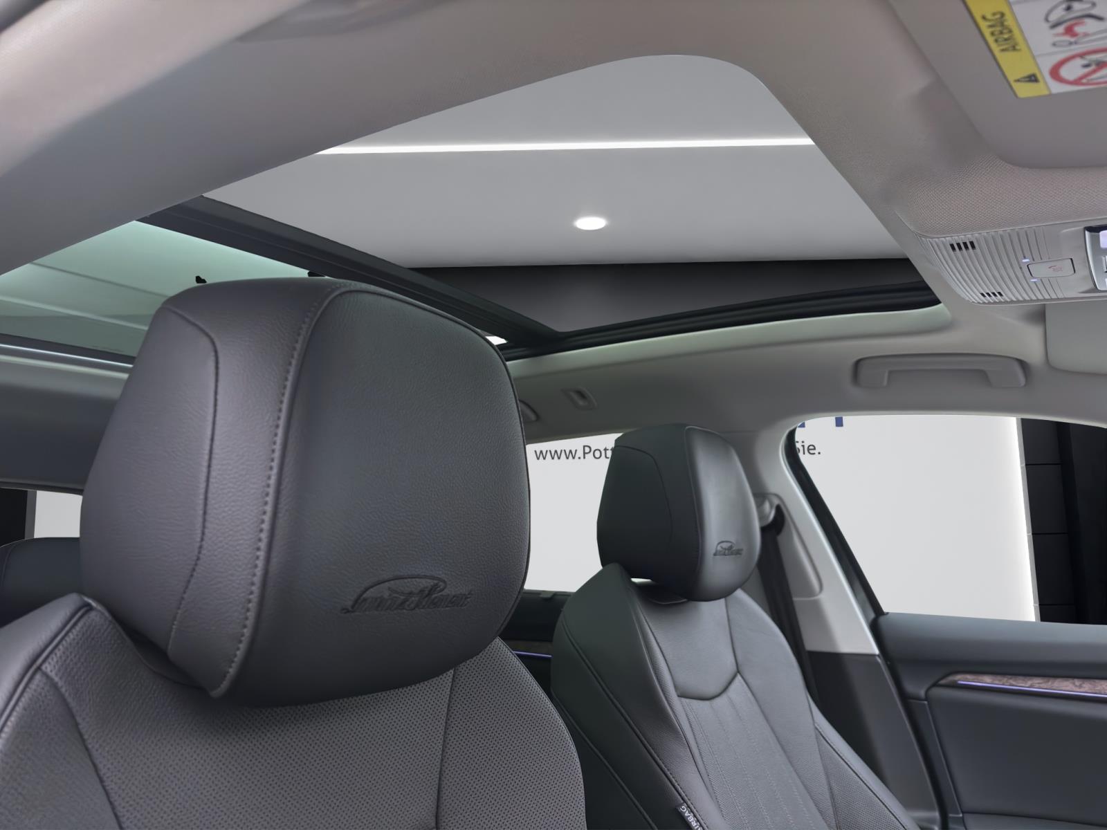 Skoda Superb COMBI iV L&K AHK PANO 19 NAV DCC ASSISTENZ+ CANTON