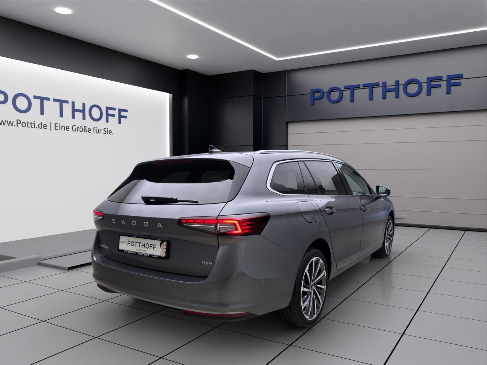 Skoda Superb COMBI L&K 4X4 AHK PANO STANDH 19 NAV+ ASSISTENZ+