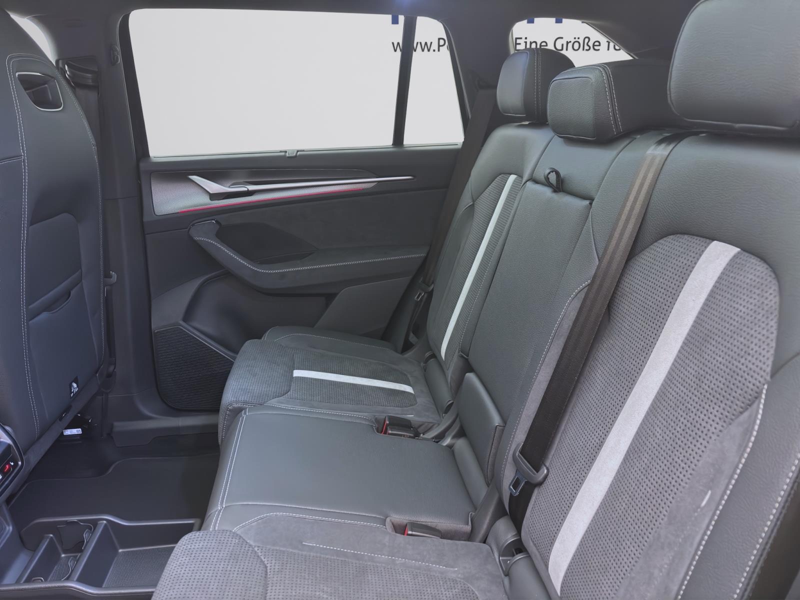 Bild 13: Skoda Kodiaq SPORTLINE 4X4 AHK STANDH PANO 20 360° NAV pACC HEAD-UP