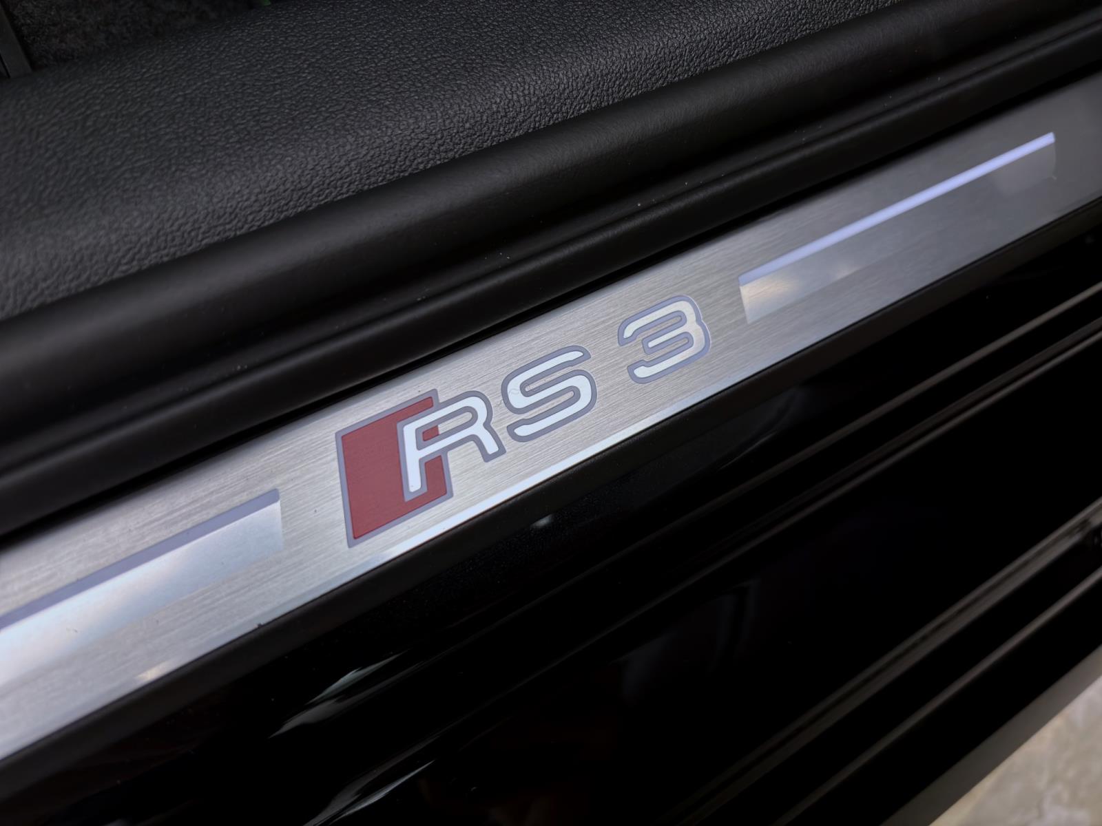 Audi RS3 Sportback 294(400) kW(PS) S tr