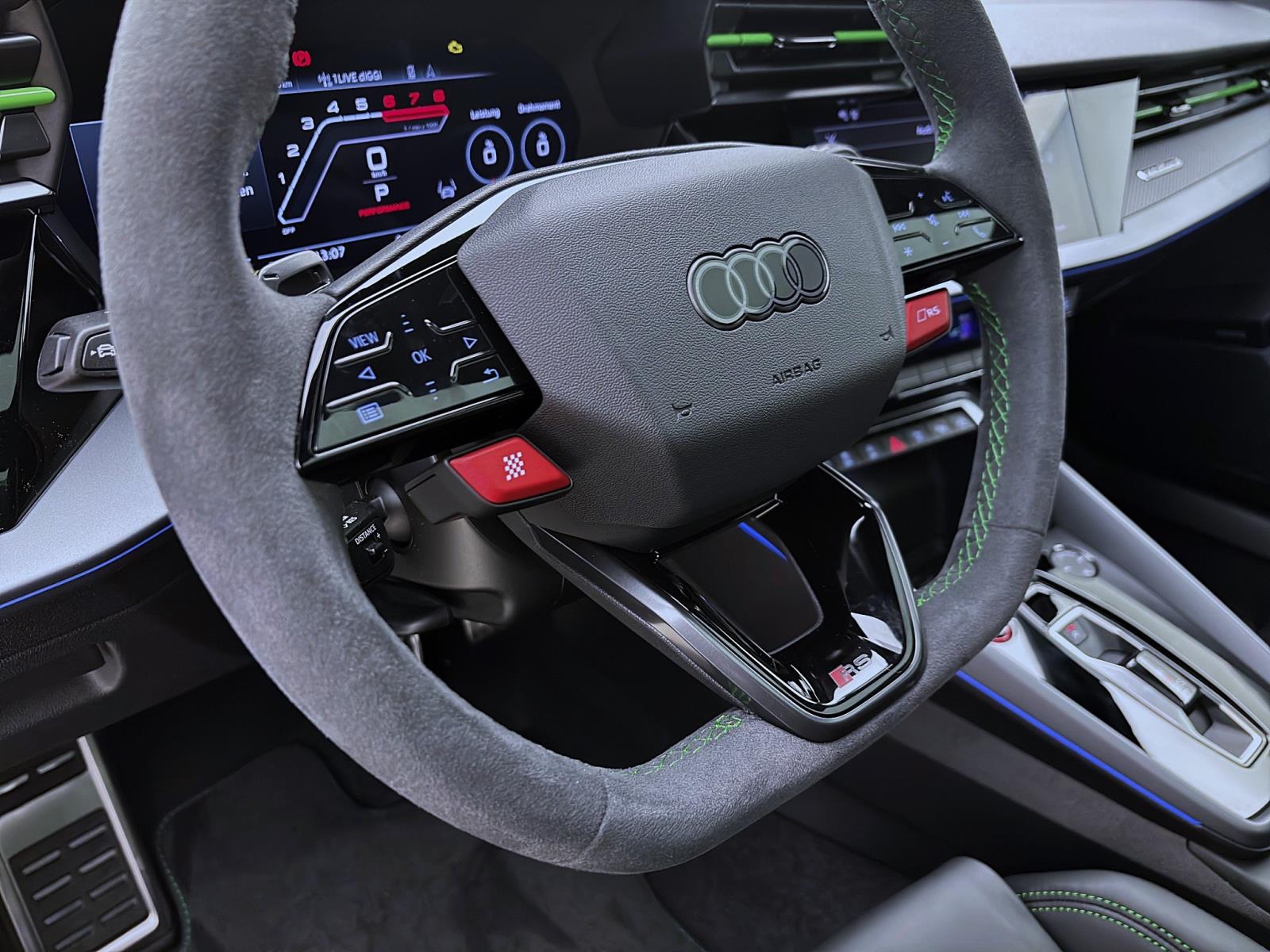 Audi RS3 Sportback 294(400) kW(PS) S tr