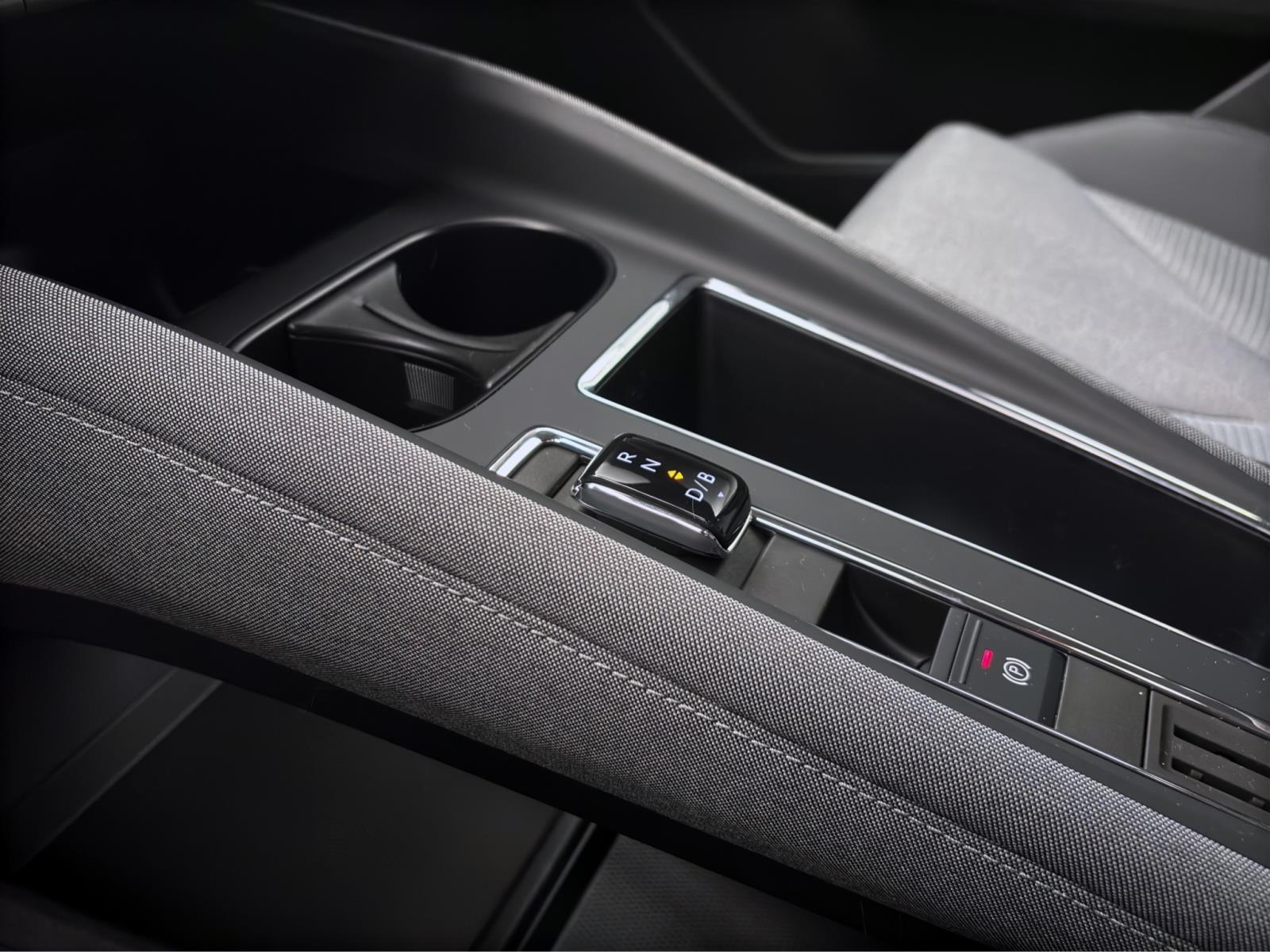 Skoda ENYAQ iV 85 CLEVER NAV ACC 19 KAM SPURW. WÄRMEPUMPE