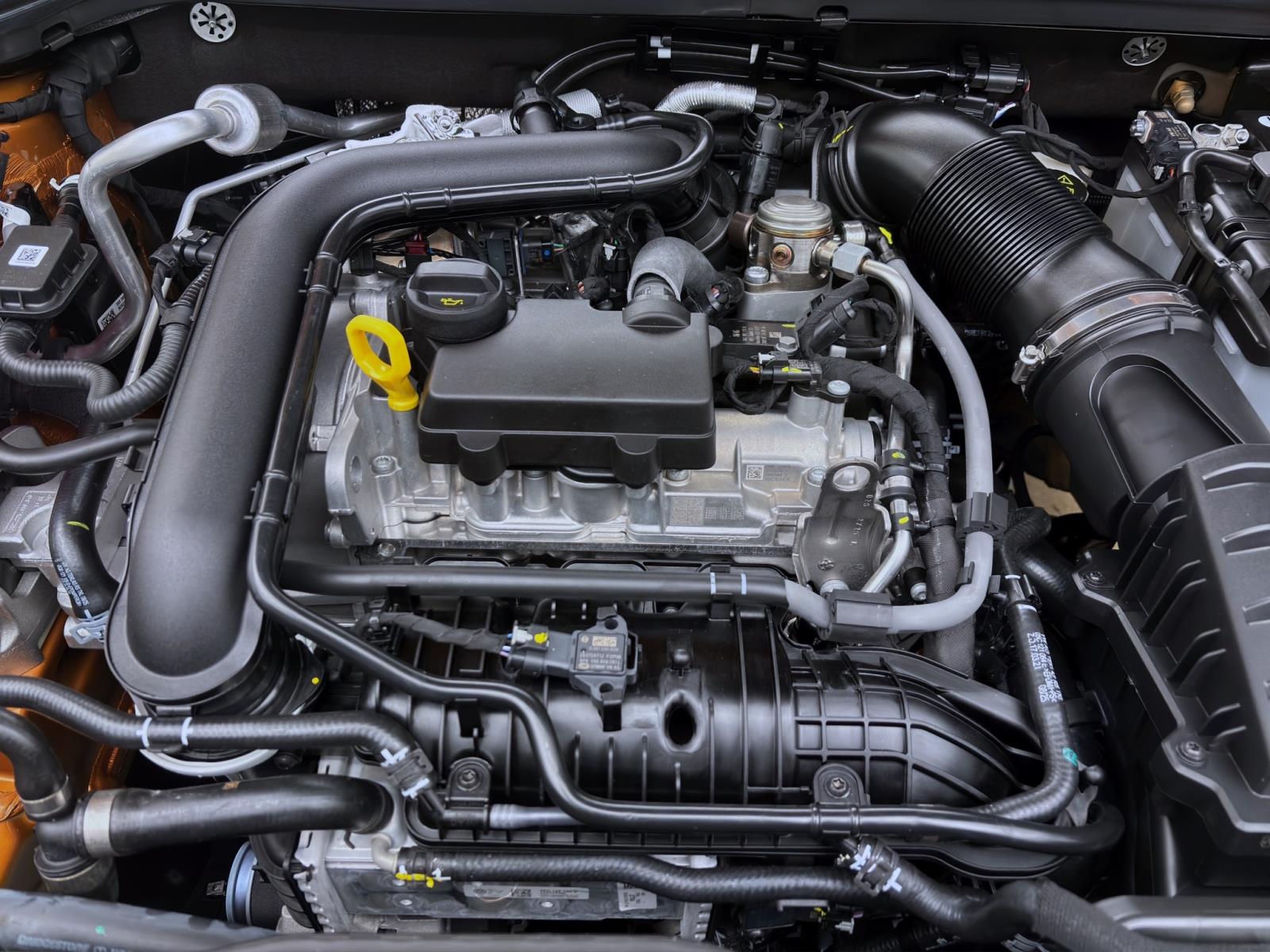 Bild 16: Skoda Kamiq TOUR KAM LED SMARTL 17 SHZ DIG-COCKPIT