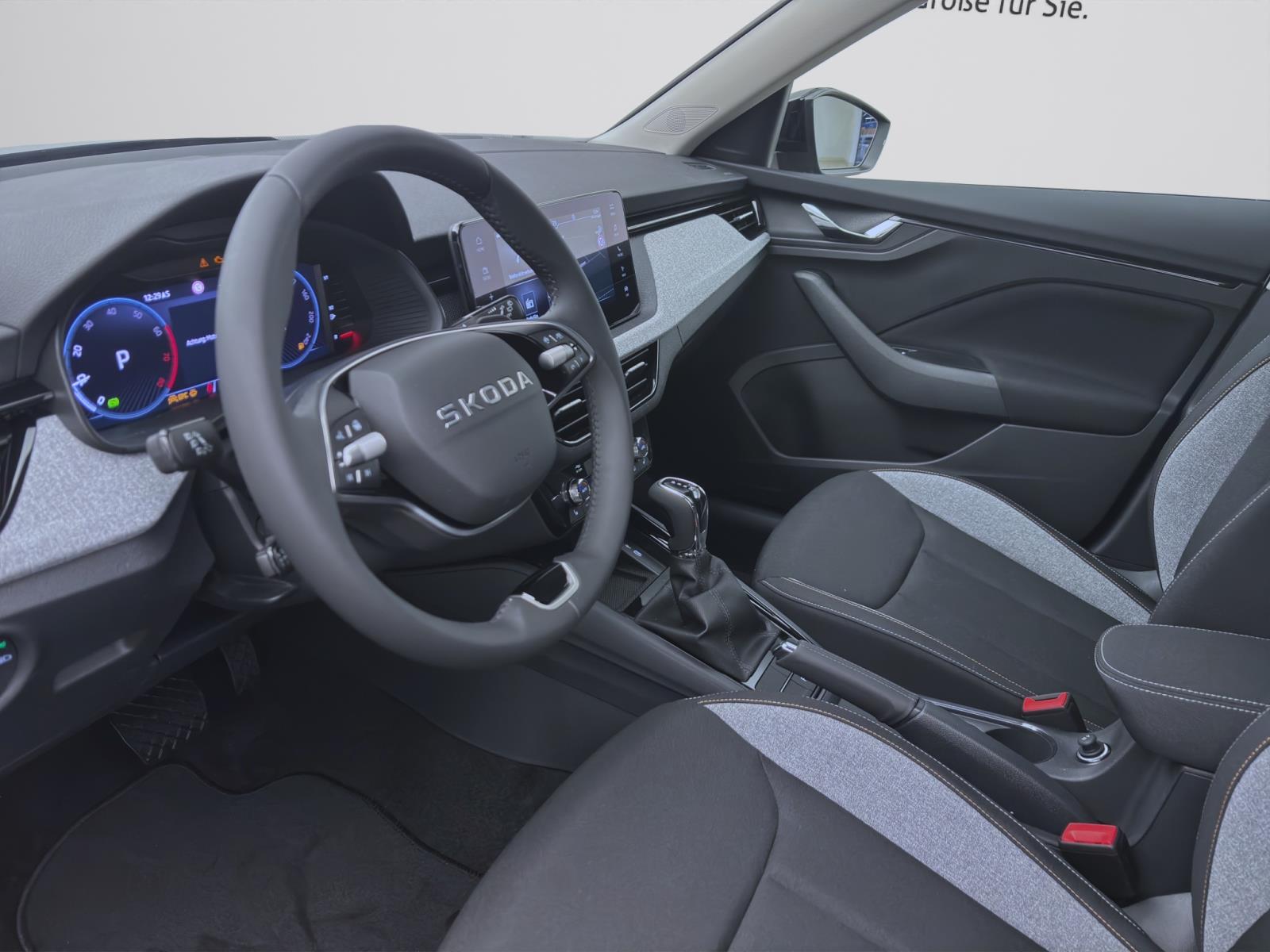 Skoda Kamiq TOUR DSG AHK NAV KAM pACC ASSISTENZ+