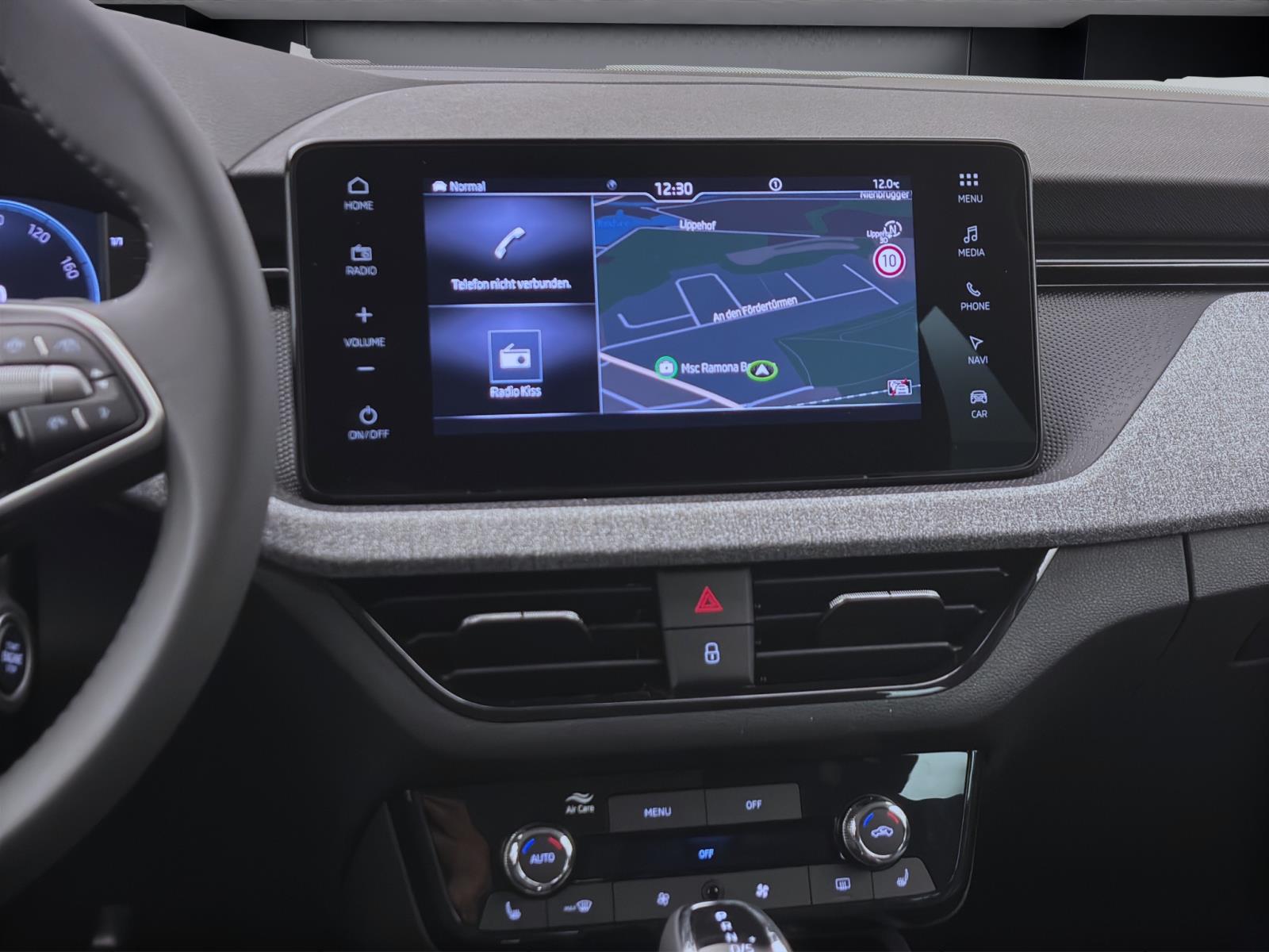 Skoda Kamiq TOUR DSG AHK NAV KAM pACC ASSISTENZ+