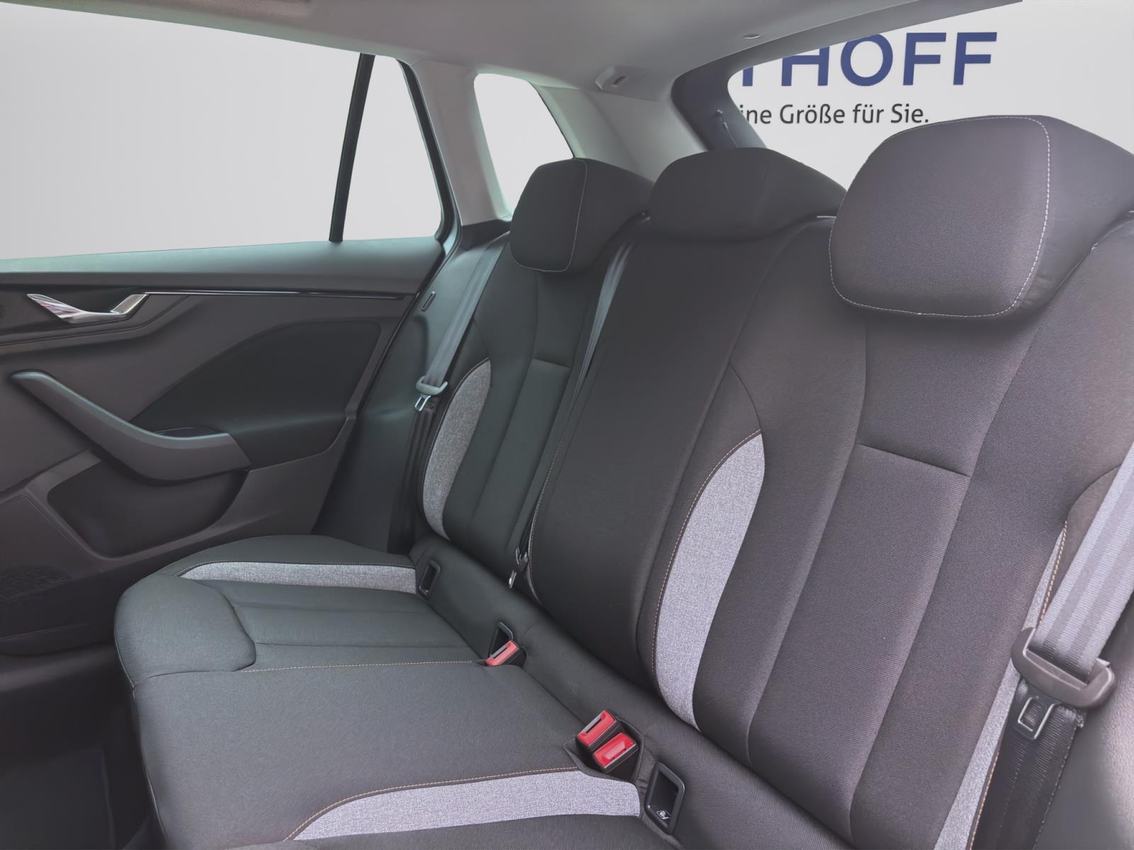 Skoda Kamiq TOUR DSG AHK KAM NAV SHZ ASSISTENZ+