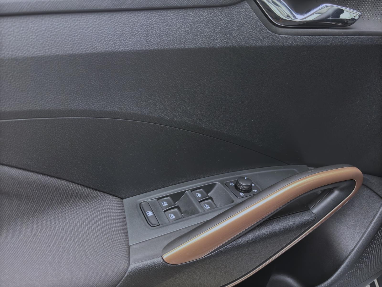 Bild 9: Skoda Fabia TOUR KAM LED ALU WINTER+ SMARTLINK
