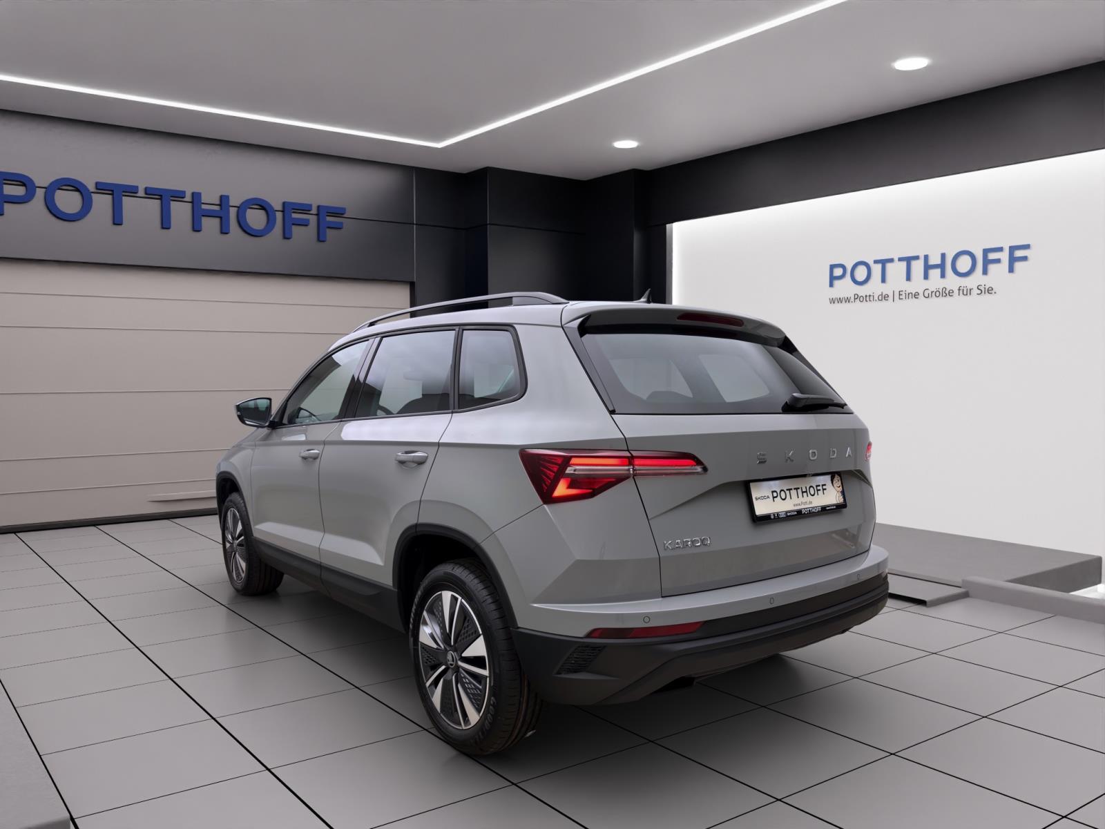 Skoda Karoq TOUR DSG AHK NAV KAM MATRIX ASSISTENZ+