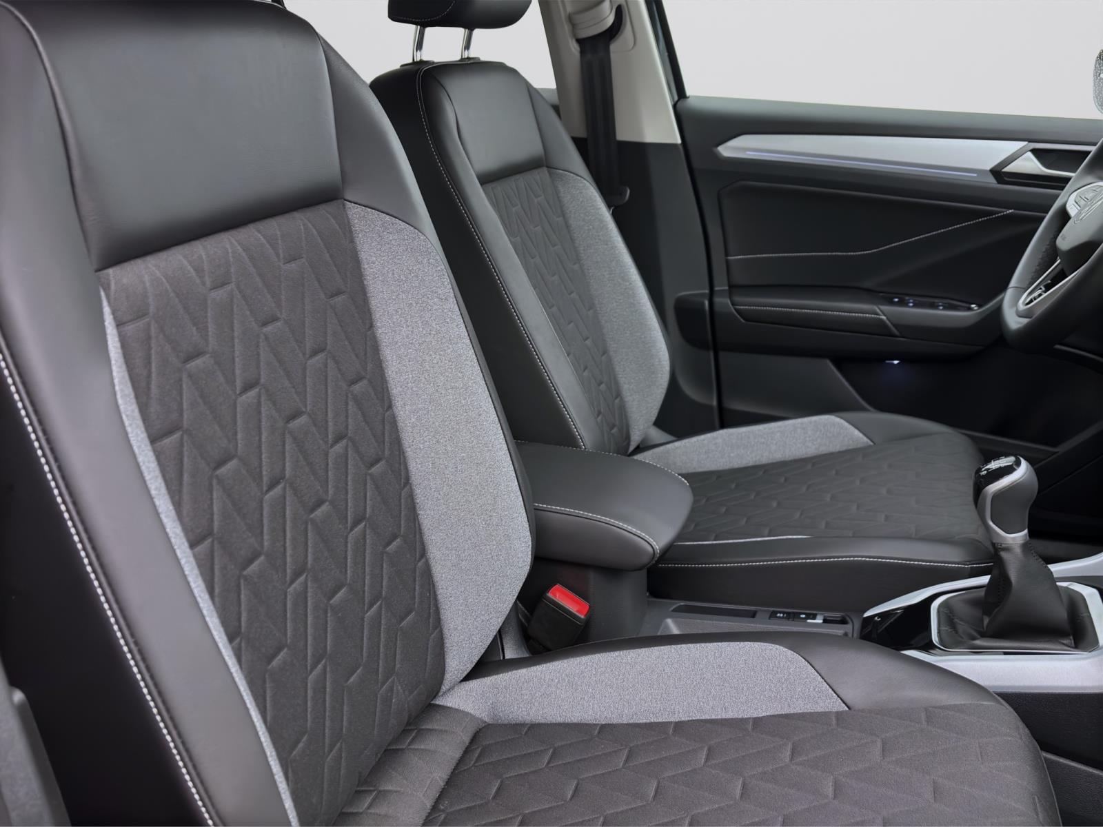 Volkswagen T-Roc 1.0 TSI GOAL PDC NAVI DAB+ KLIMA
