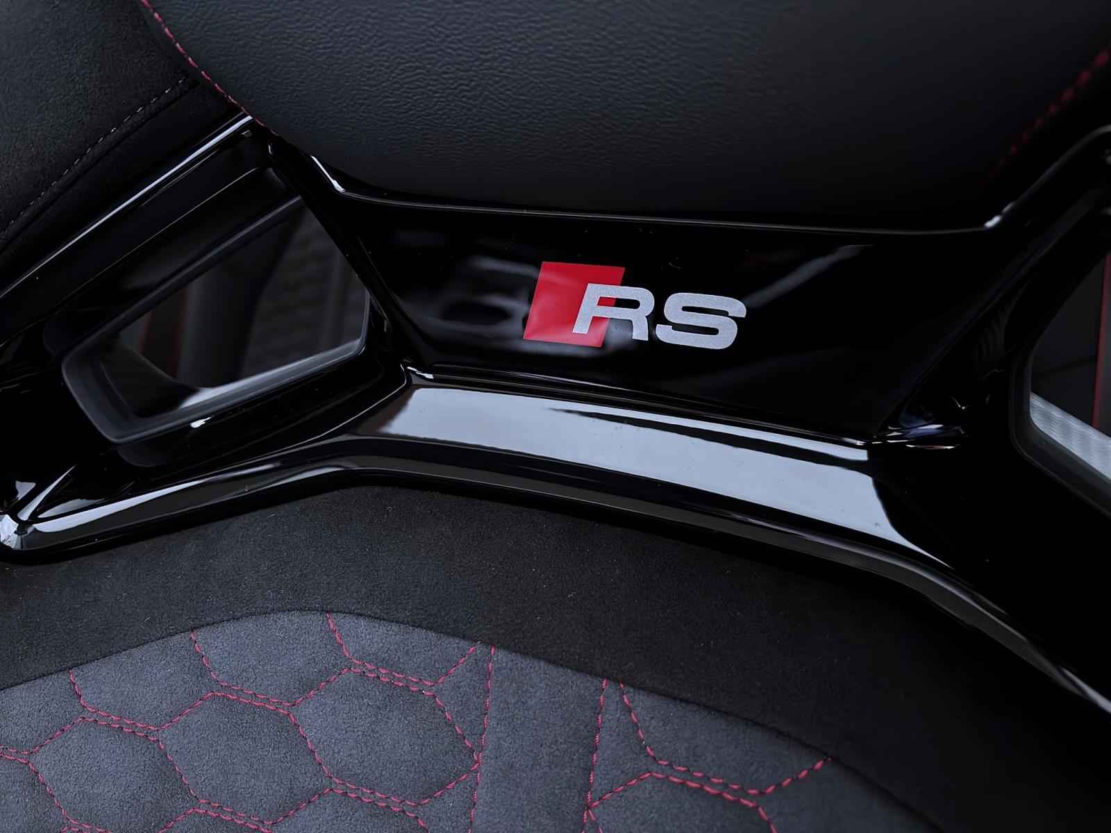 Audi RS3 Sportback 294(400) kW(PS) S tronic