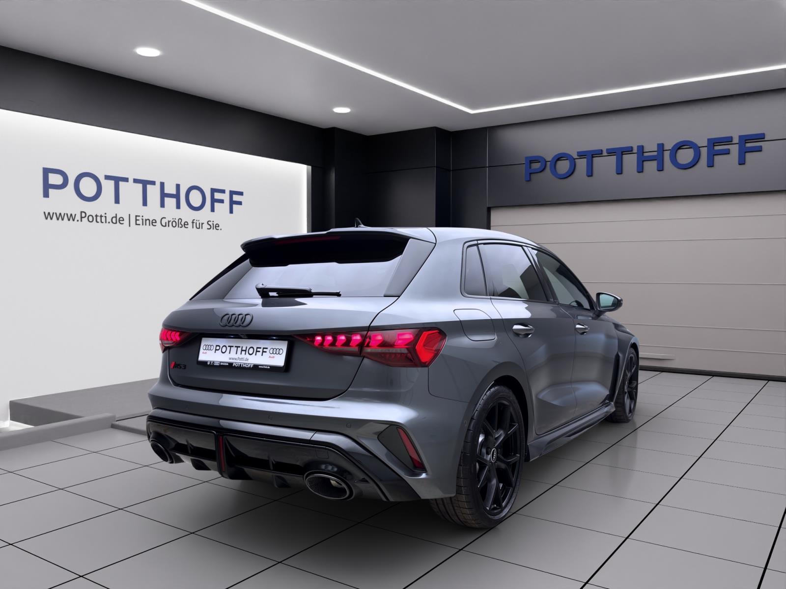 Audi RS3 Sportback 294(400) kW(PS) S tronic