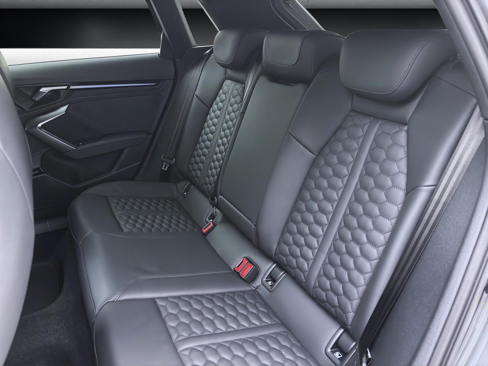 Audi RS3 Sportback 294(400) kW(PS) S tronic