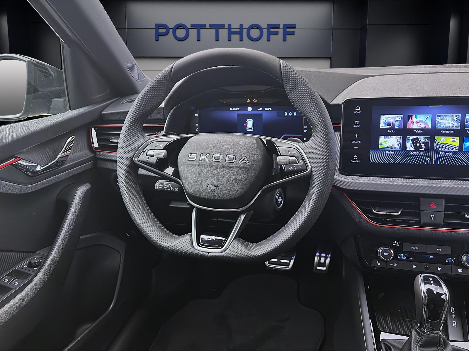 Bild 10: Skoda Kamiq MONTE CARLO DSG AHK PANO NAV 18 WINTER+ KOMFORT+ ASSISTENZ+