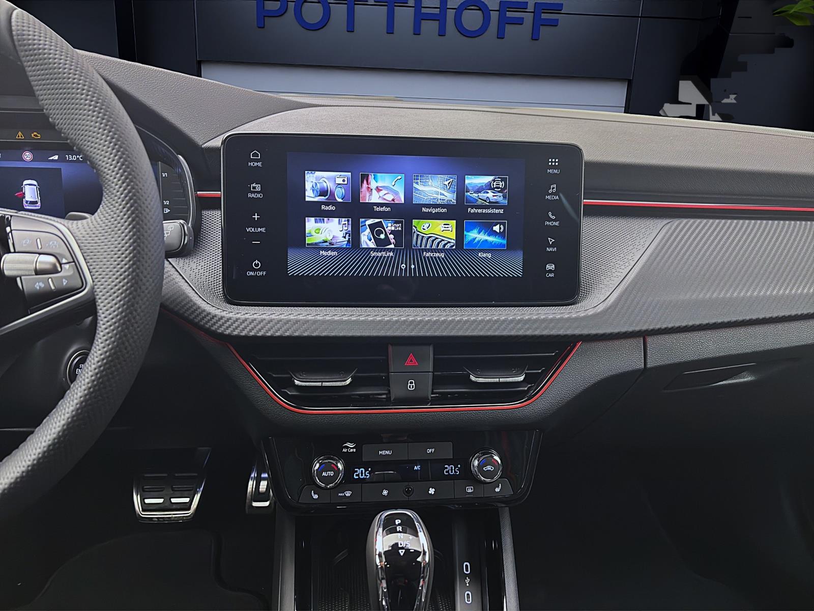 Bild 12: Skoda Kamiq MONTE CARLO DSG AHK PANO NAV 18 WINTER+ KOMFORT+ ASSISTENZ+