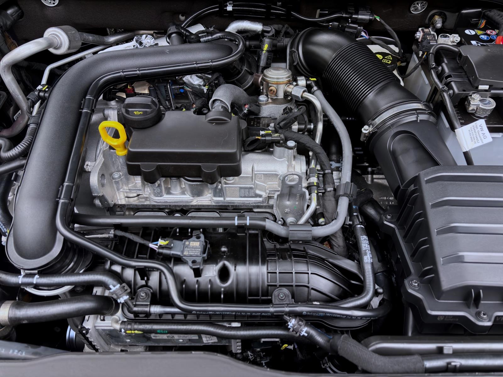 Bild 16: Skoda Kamiq TOUR DSG AHK ASSISTENZ+ KOMFORT+ NAV KAM