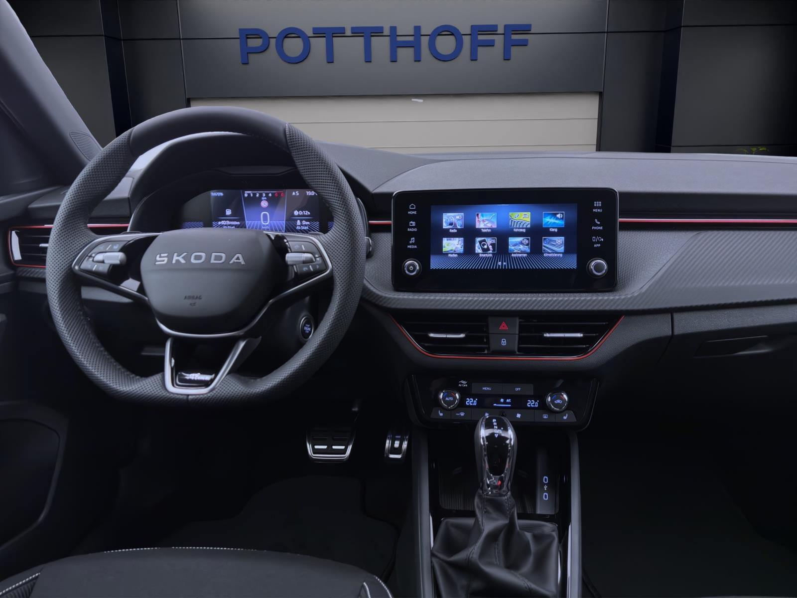 Skoda Kamiq MONTE CARLO DSG PANO MATRIX KAM 17 SMARTL.