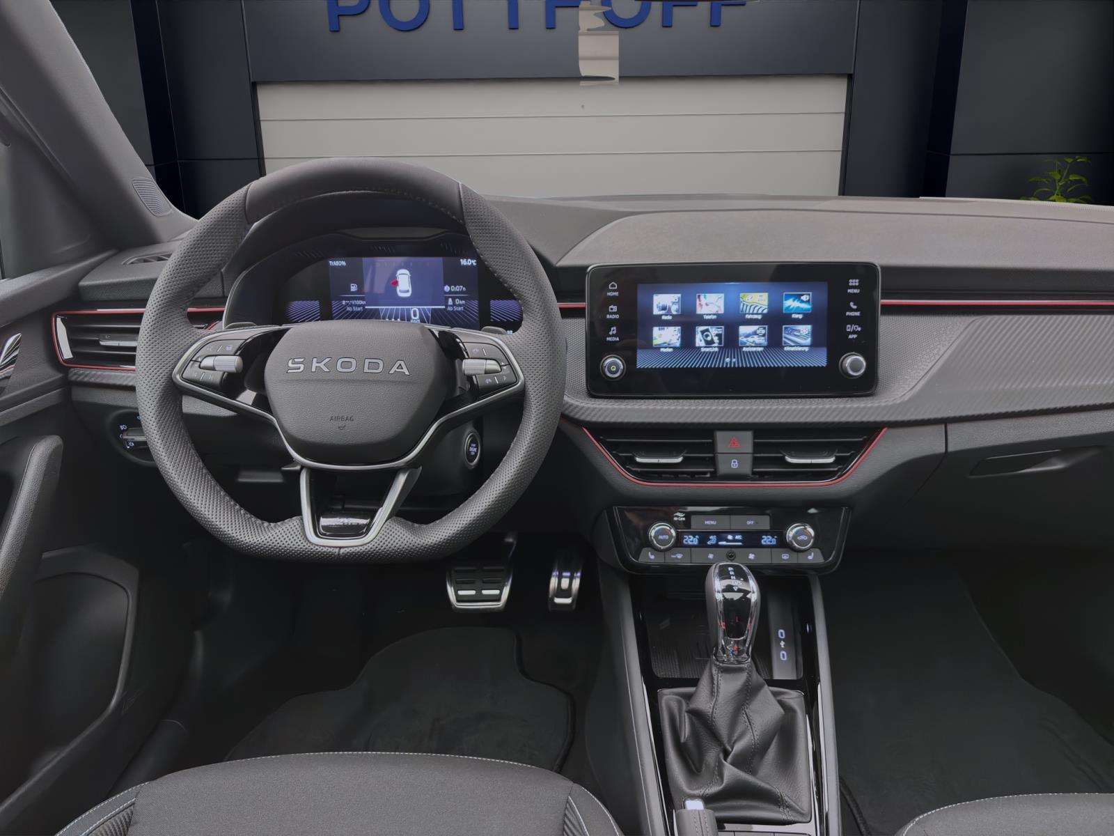 Skoda Kamiq MONTE CARLO DSG PANO MATRIX KAM 17 SMARTL.