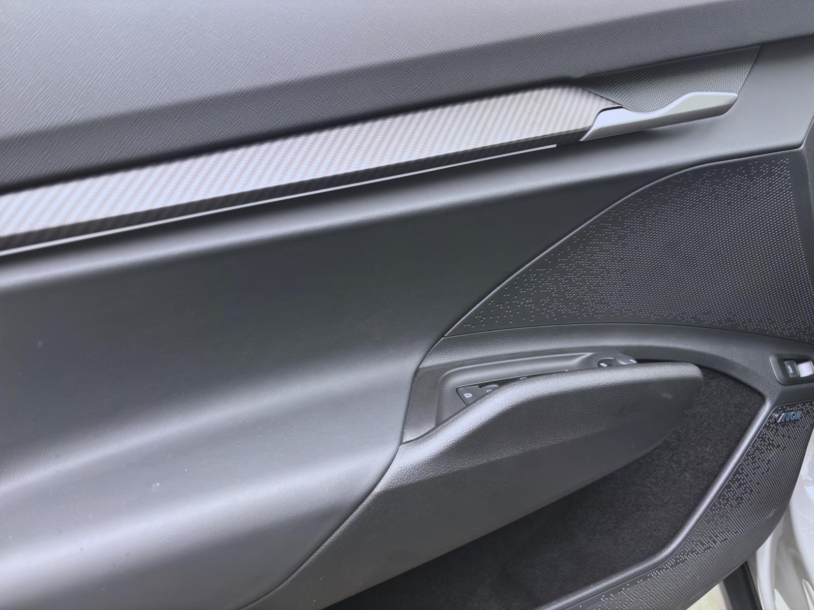 Skoda Elroq 60 SPORTLINE AHK NAV KAM 20 pACC WÄRMEP. MATRIX
