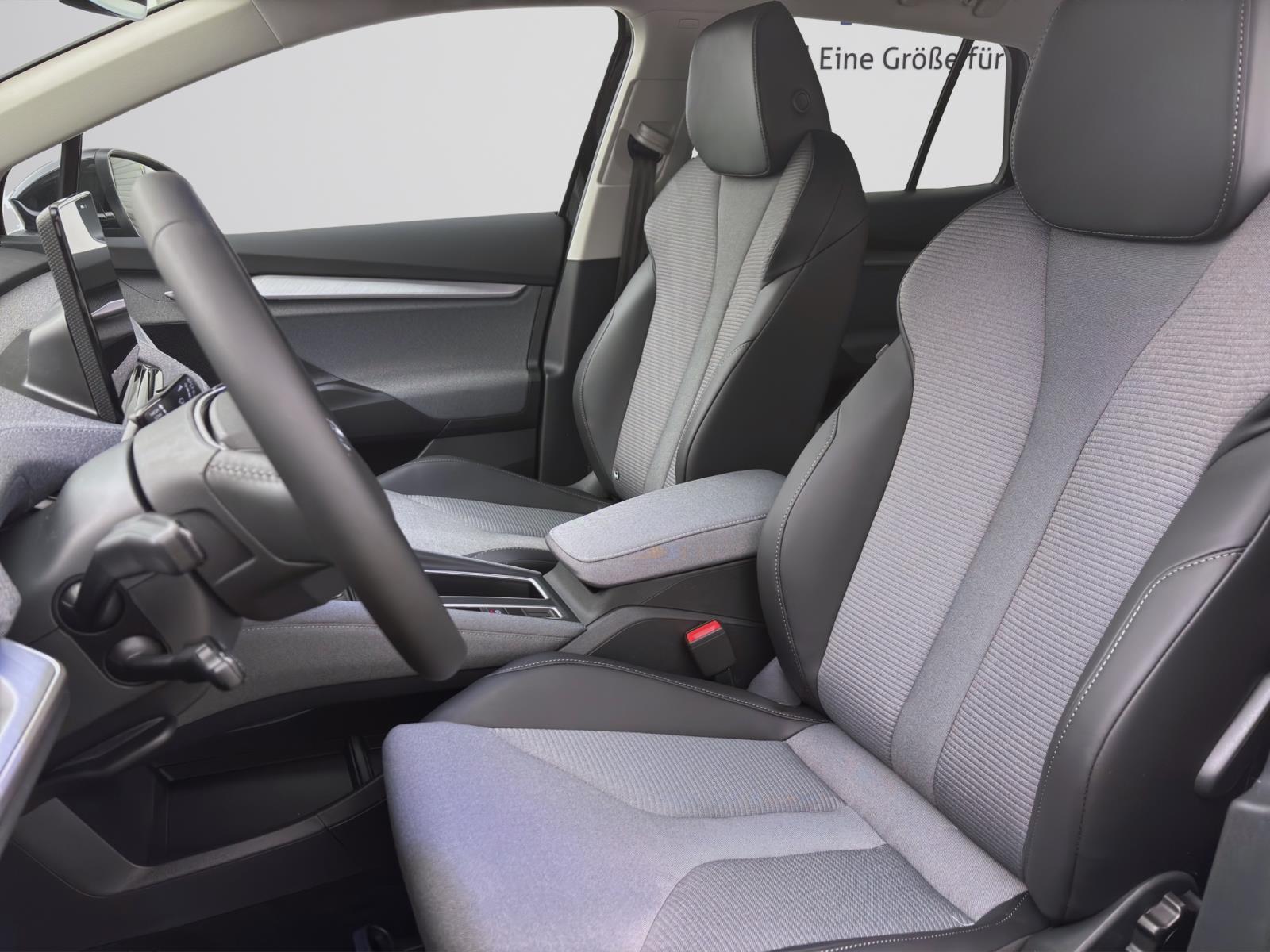 Skoda ENYAQ iV 85 CLEVER AHK 20 pACC NAV KAM WÄRMEP. WINTER-P.