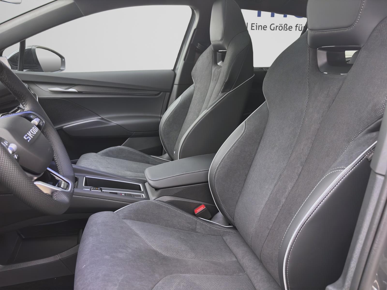Skoda ENYAQ iV 85X SPORTLINE 4X4 MAXX AHK PANO WINTER 21 360° WÄRMEP