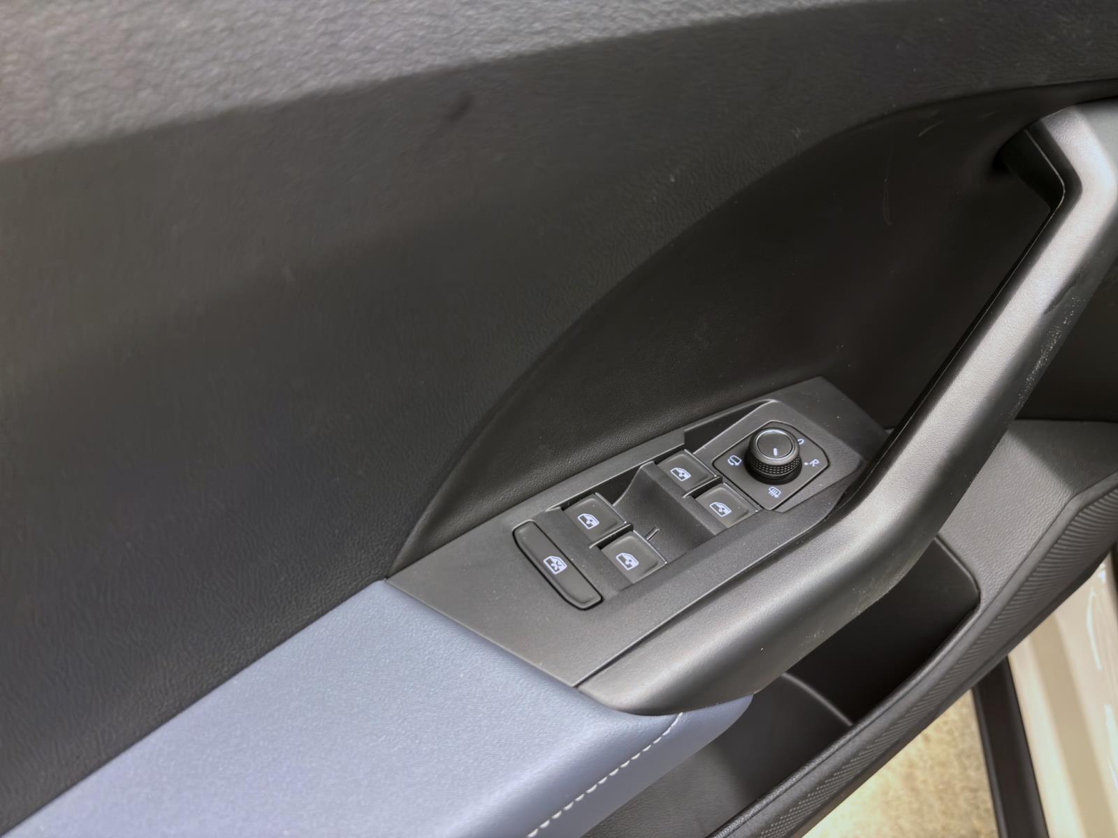 Volkswagen T-Cross 1.0 TSI STYLE KAMERA NAVI AHK