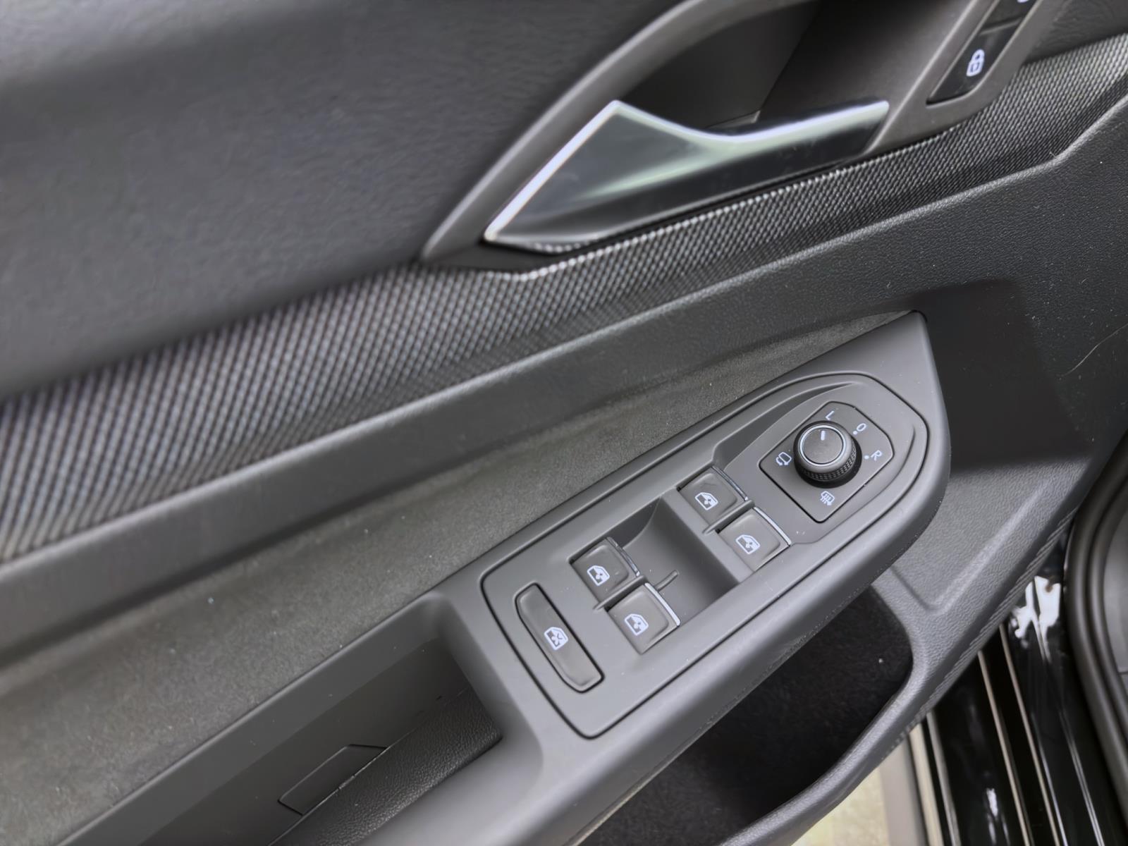 Volkswagen Golf GTI 2.0 TSI DSG