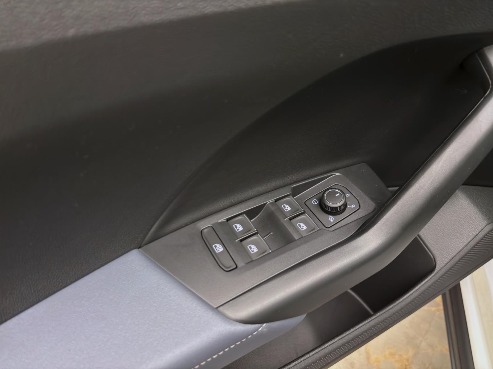 Volkswagen T-Cross 1.0 TSI STYLE KAMERA NAVI AHK