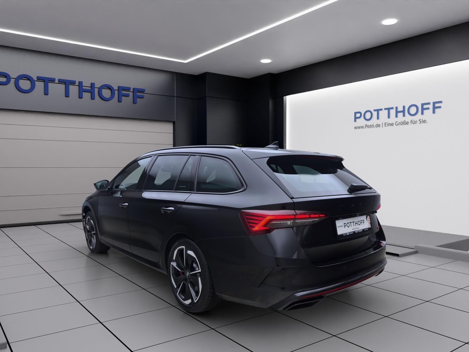 Skoda Octavia COMBI RS AHK PANO STANDH 360° DCC CANTON WINTER-P.