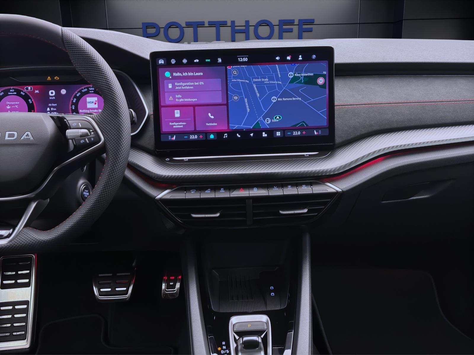 Skoda Octavia COMBI RS AHK PANO STANDH 360° DCC CANTON WINTER-P.