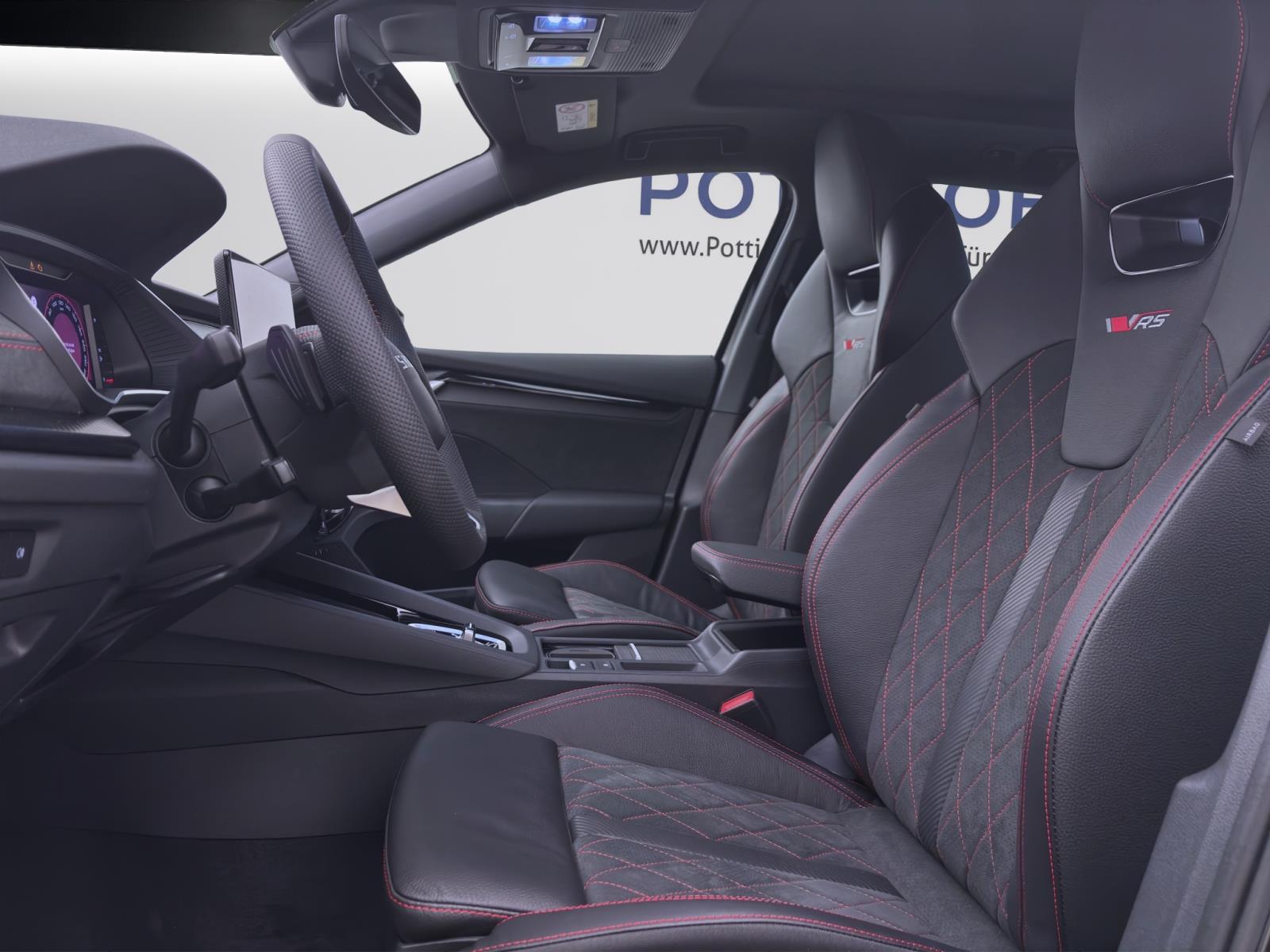 Skoda Octavia COMBI RS AHK PANO STANDH 360° DCC CANTON WINTER-P.