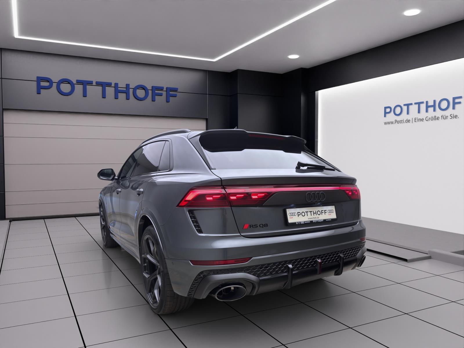 Audi RSQ8 SUV performance 471(640) kW(PS) tiptronic