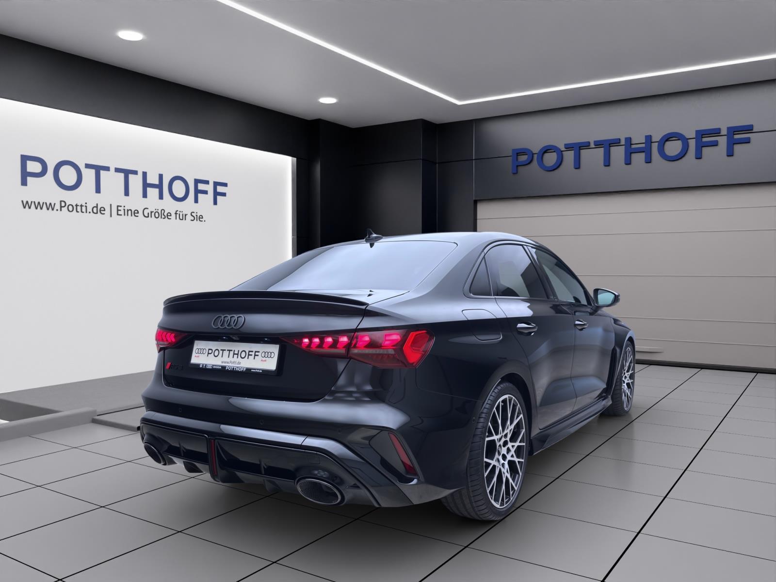 Audi RS3 Limousine 294(400) kW(PS) S tronic
