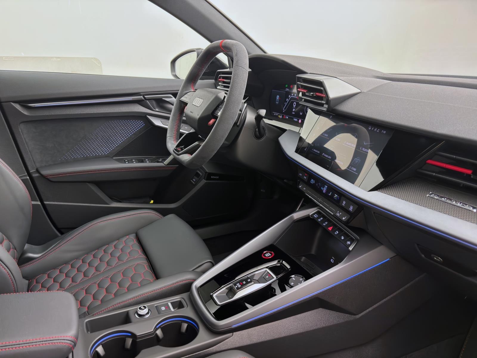 Audi RS3 Limousine 294(400) kW(PS) S tronic