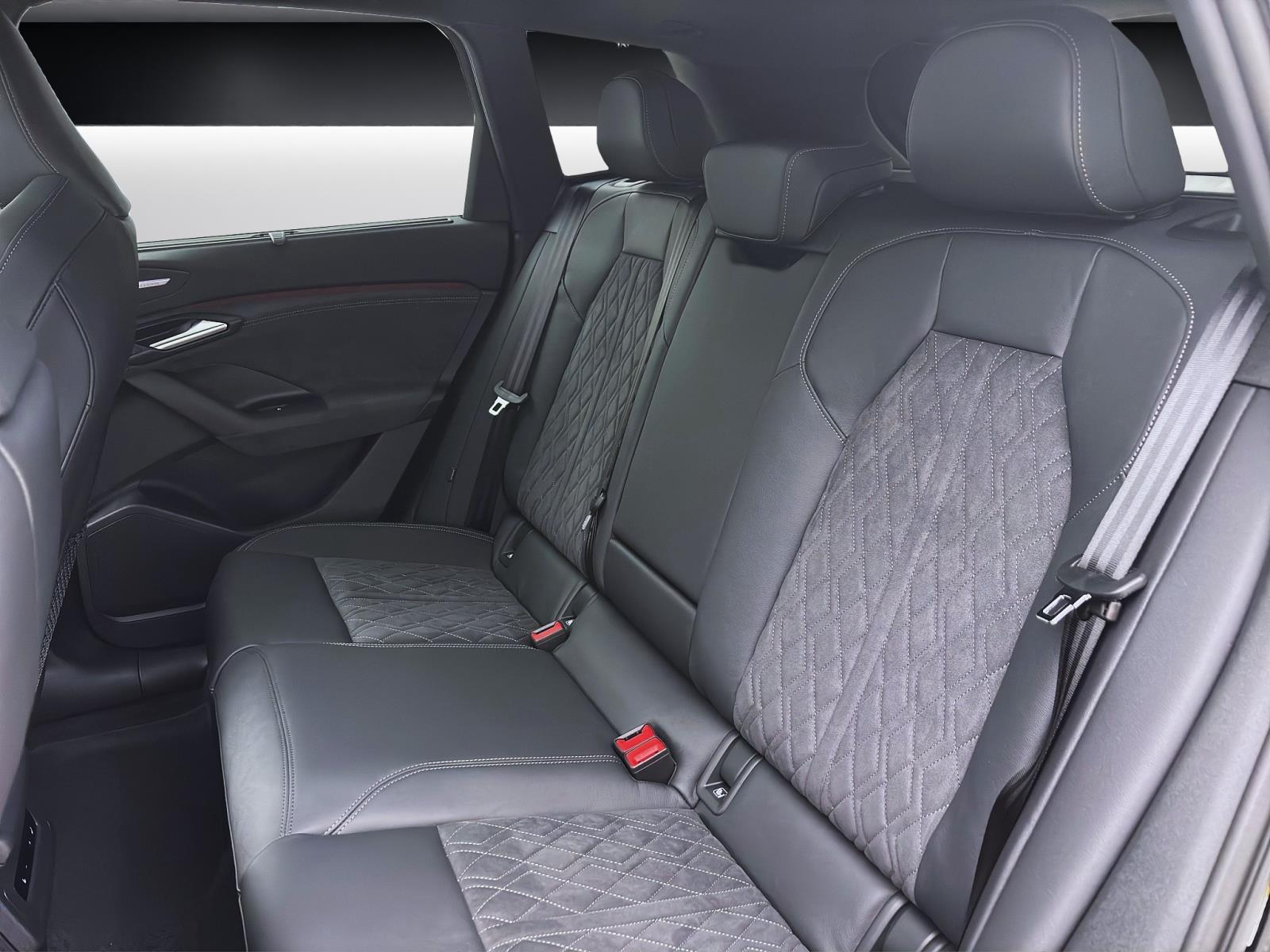 Audi Q6 e-tron SUV quattro 285 kW