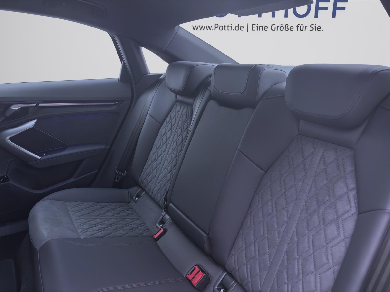Audi RS3 Limousine 294(400) kW(PS) S tronic