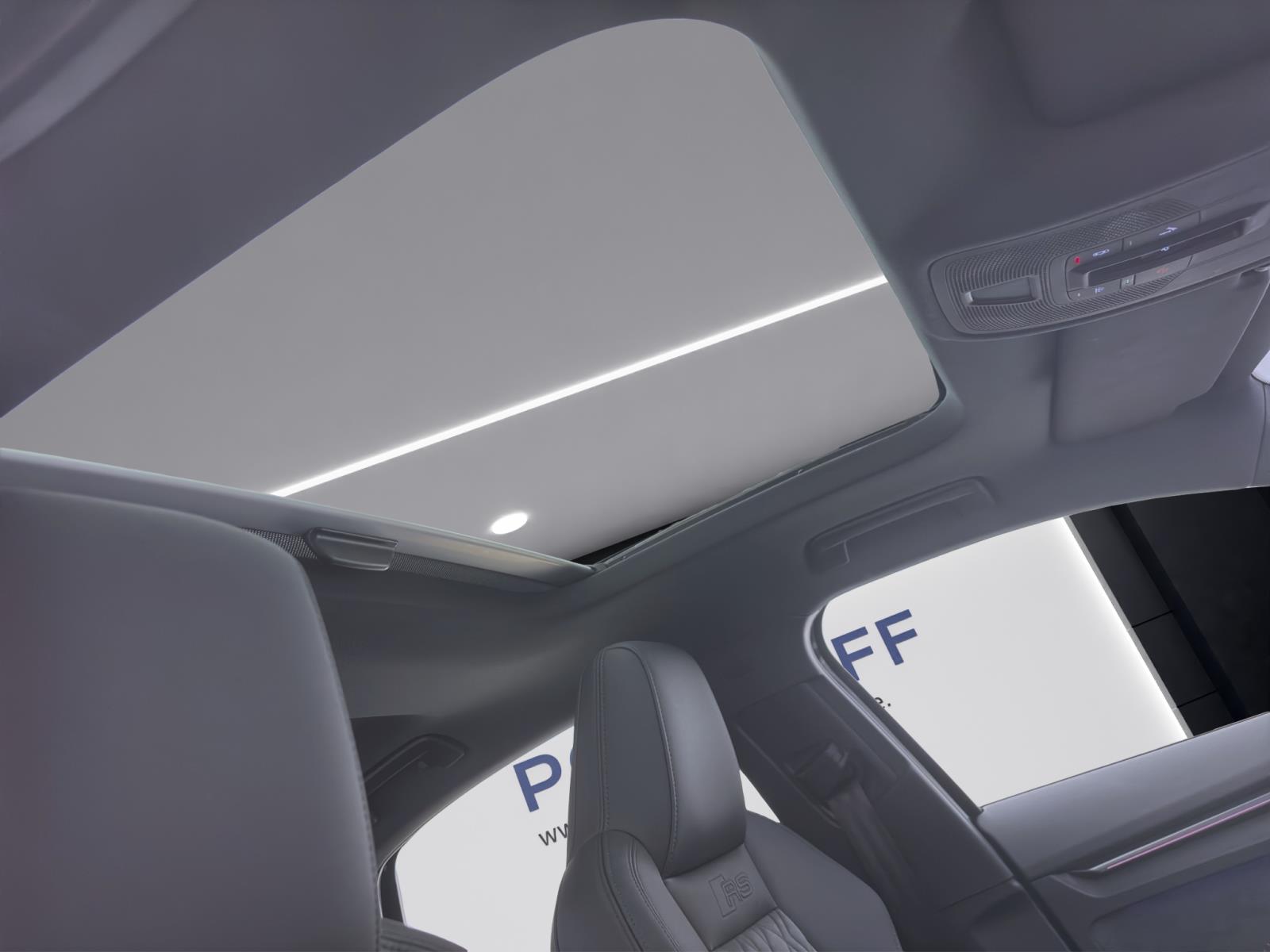 Audi RS3 Limousine 294(400) kW(PS) S tronic