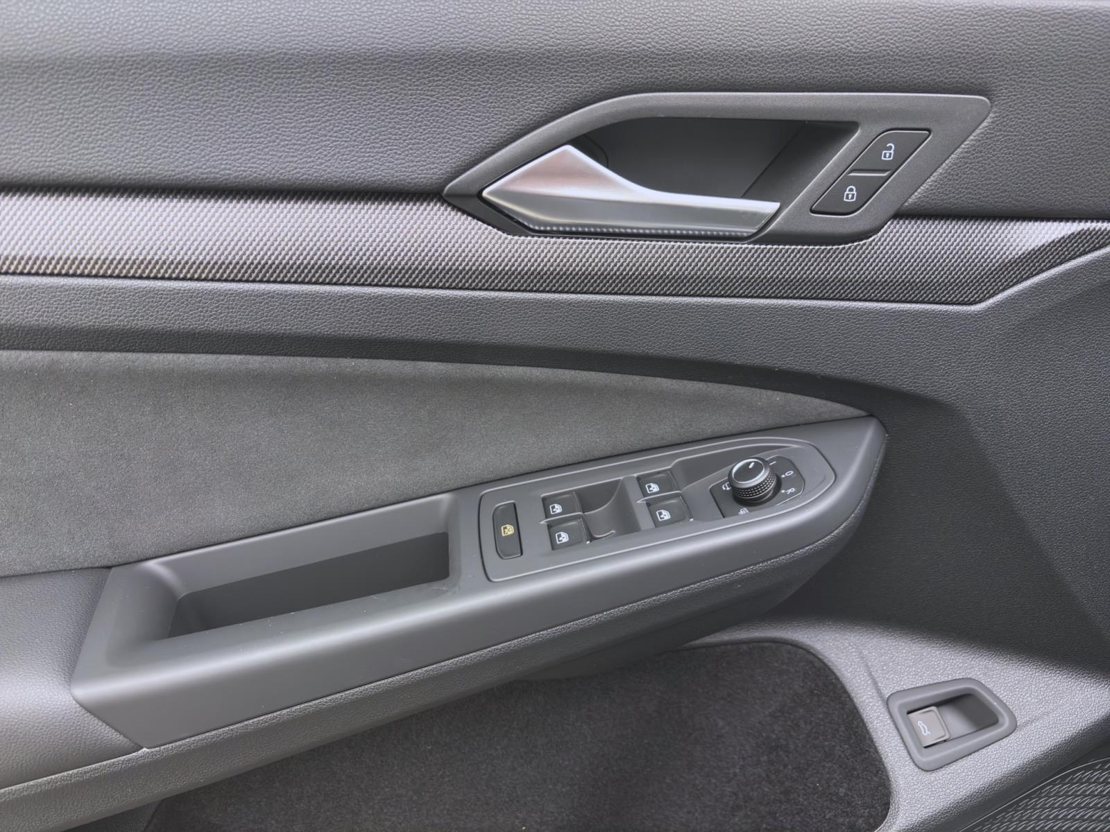 Bild 9: Volkswagen Golf Variant R-Line 2.0 TDI DSG